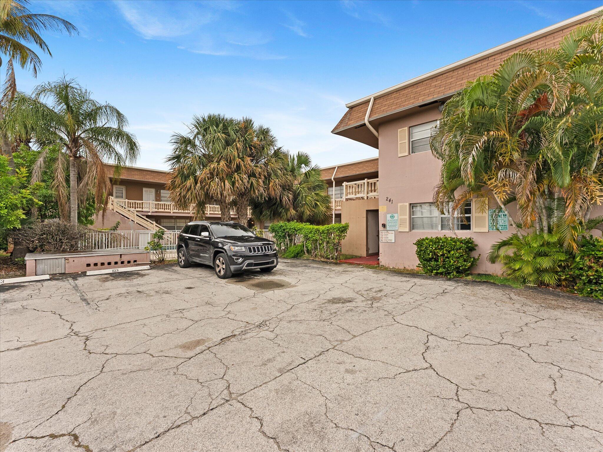 241 SE 9th Avenue 104
