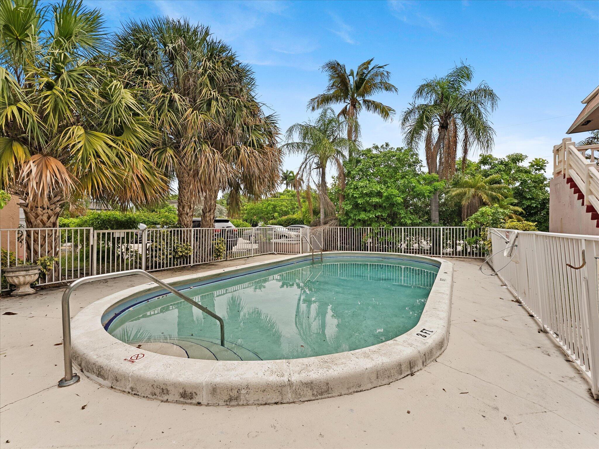 241 SE 9th Avenue 104