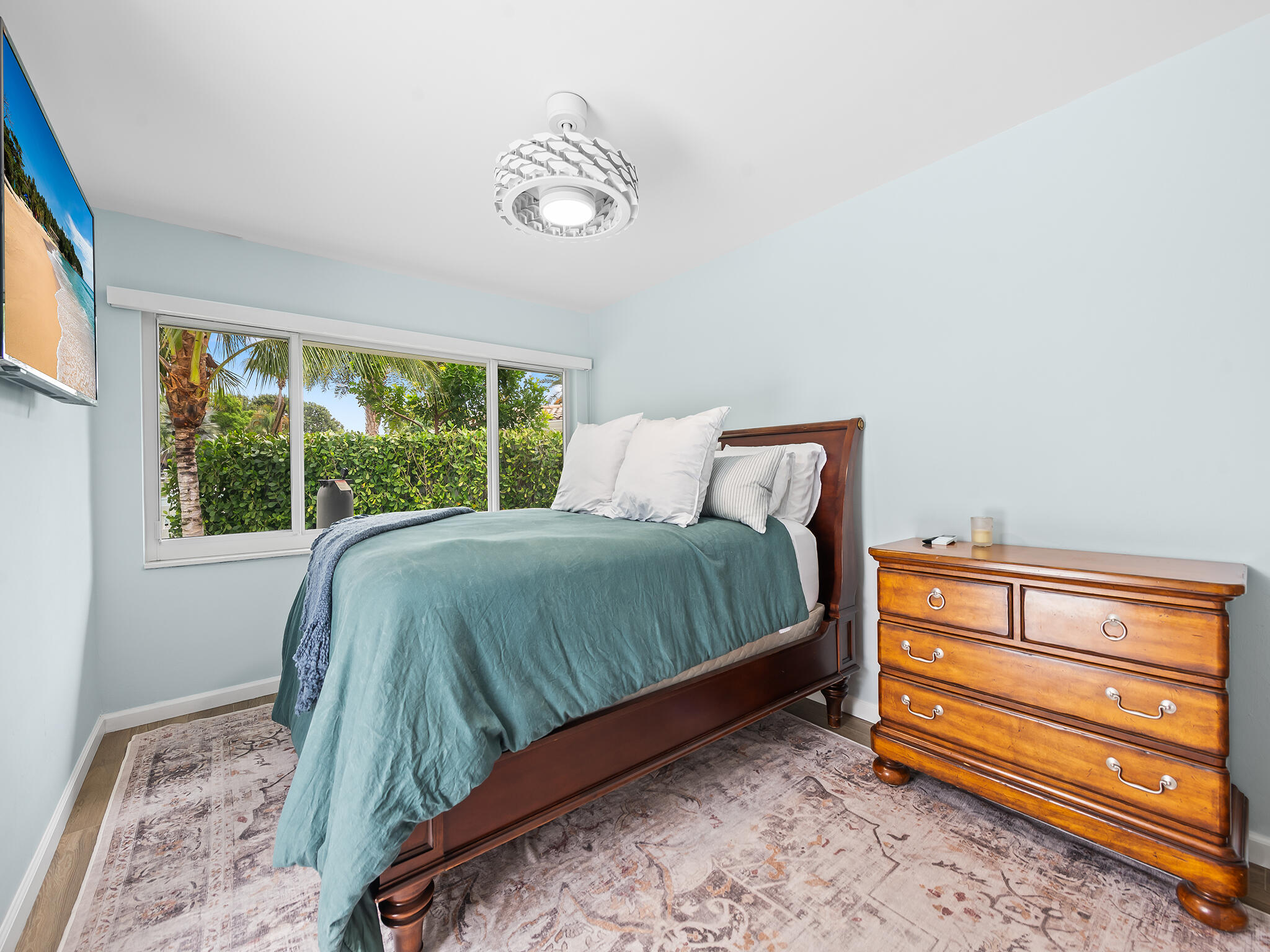 2421 NE 50th Street
