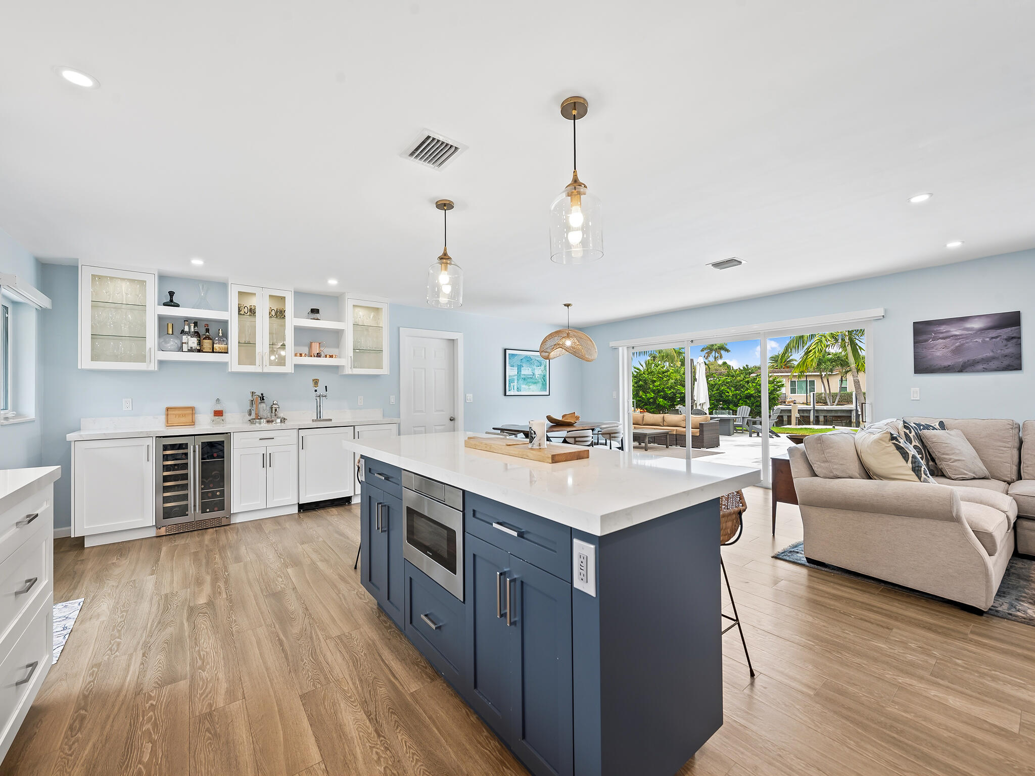 2421 NE 50th Street