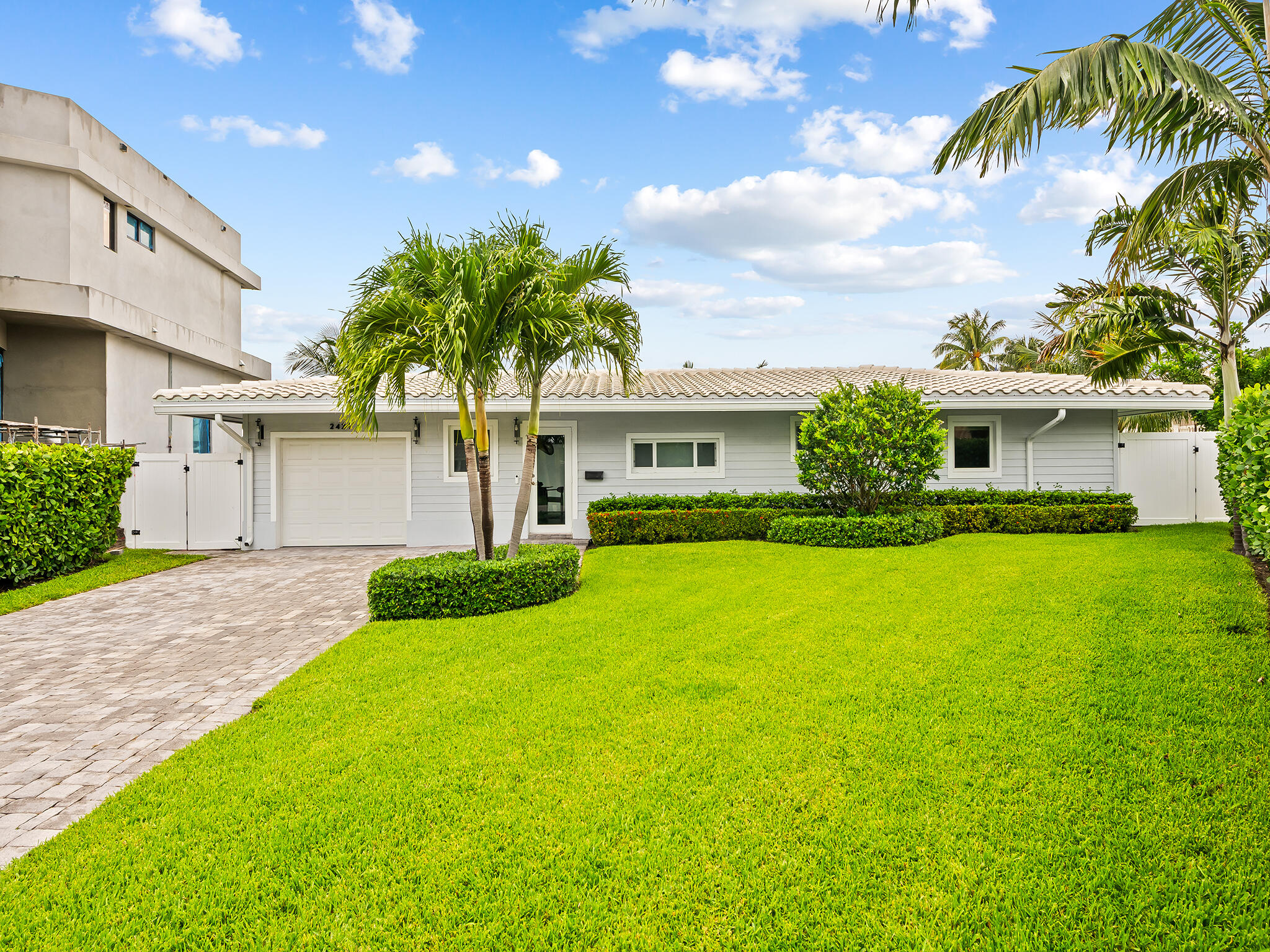 2421 NE 50th Street