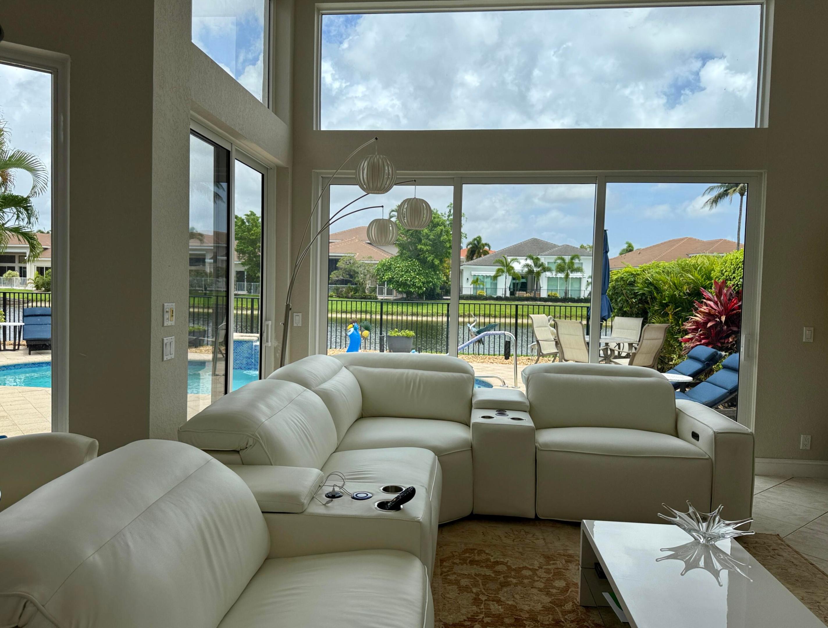 4076 Briarcliff Circle