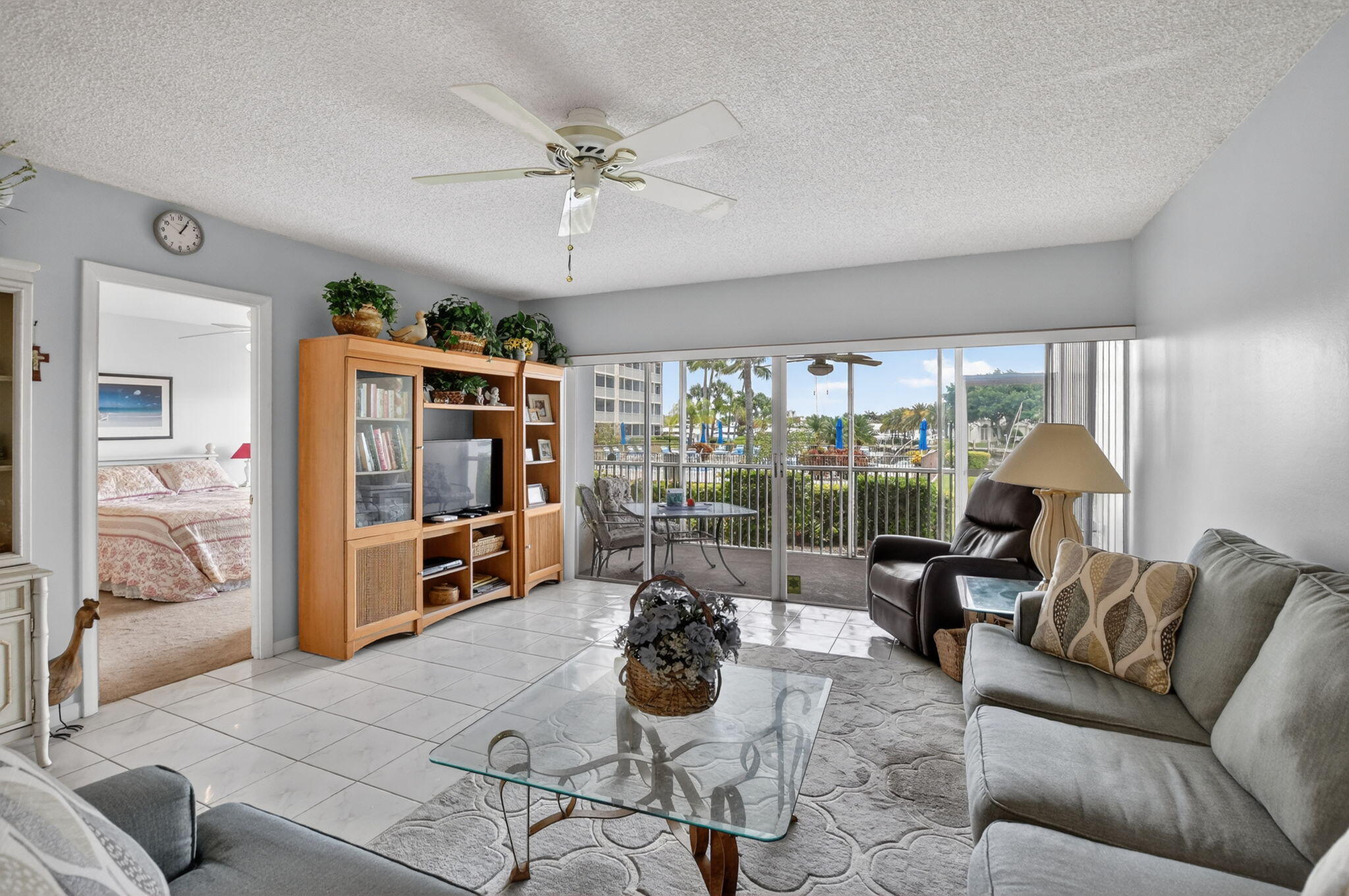 400 N Federal Highway 107