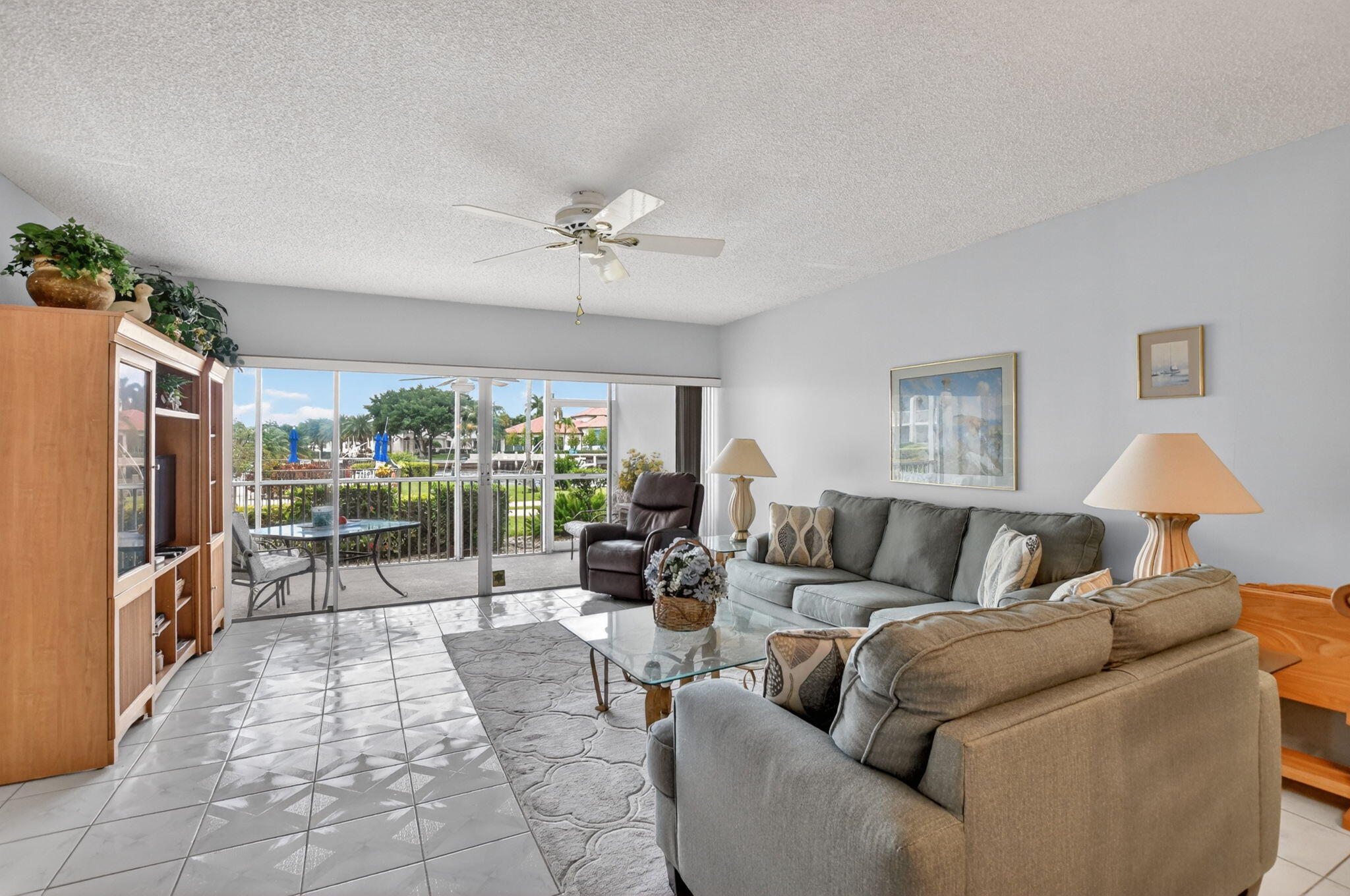 400 N Federal Highway 107