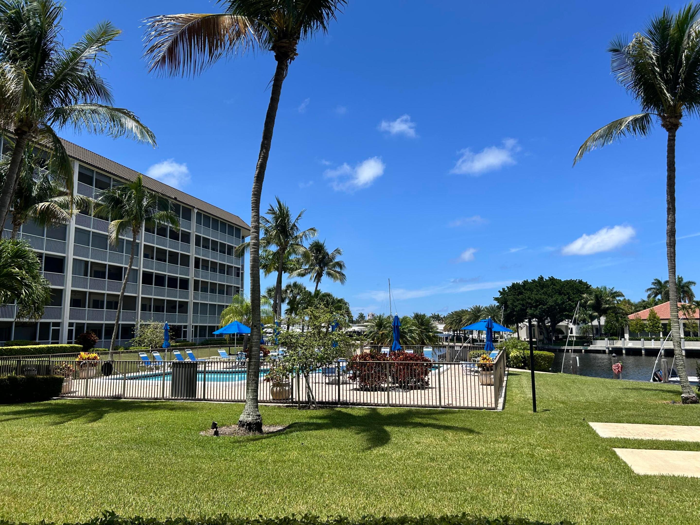 400 N Federal Highway 107