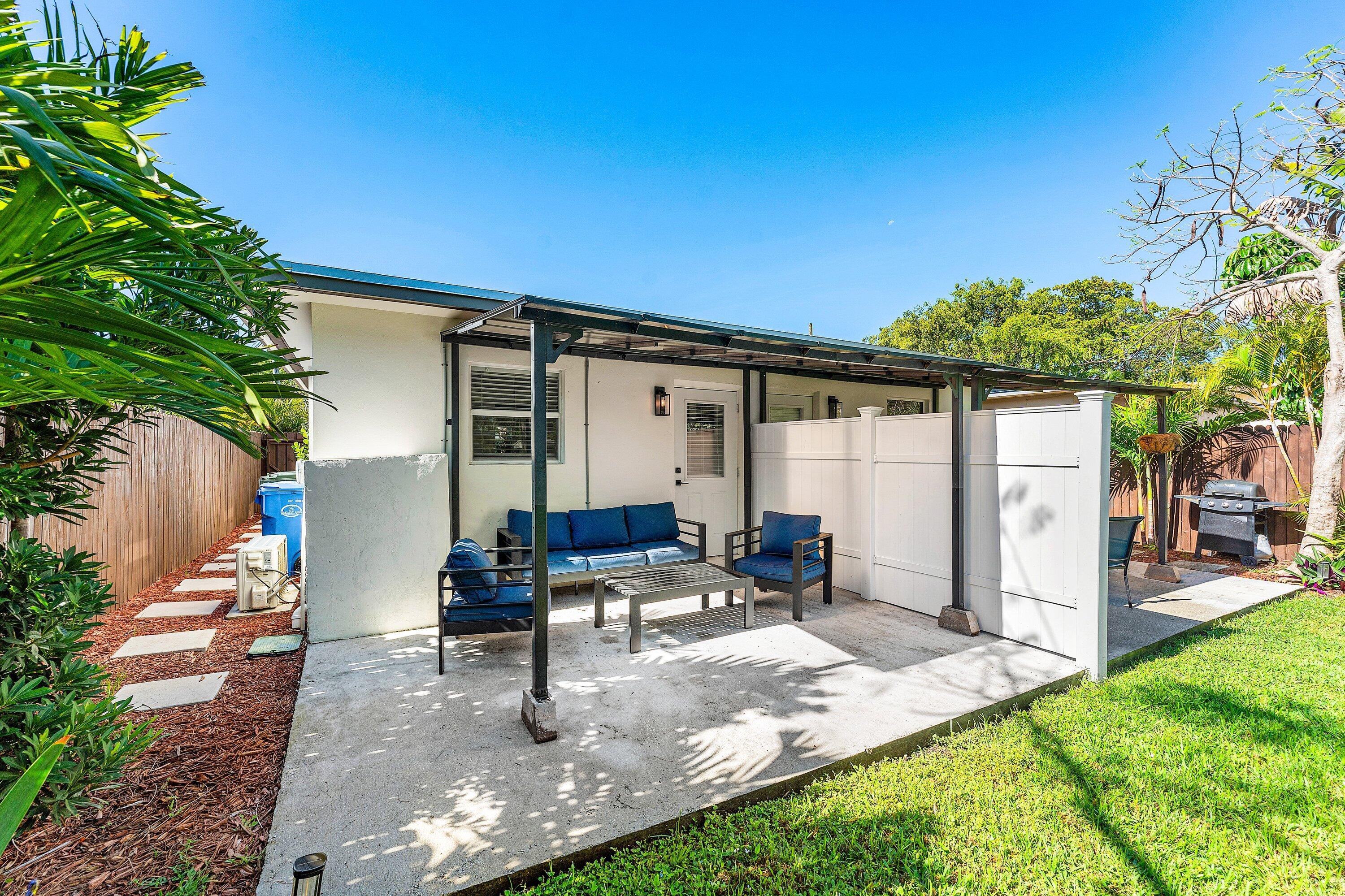 1545 NE 32nd Street 2