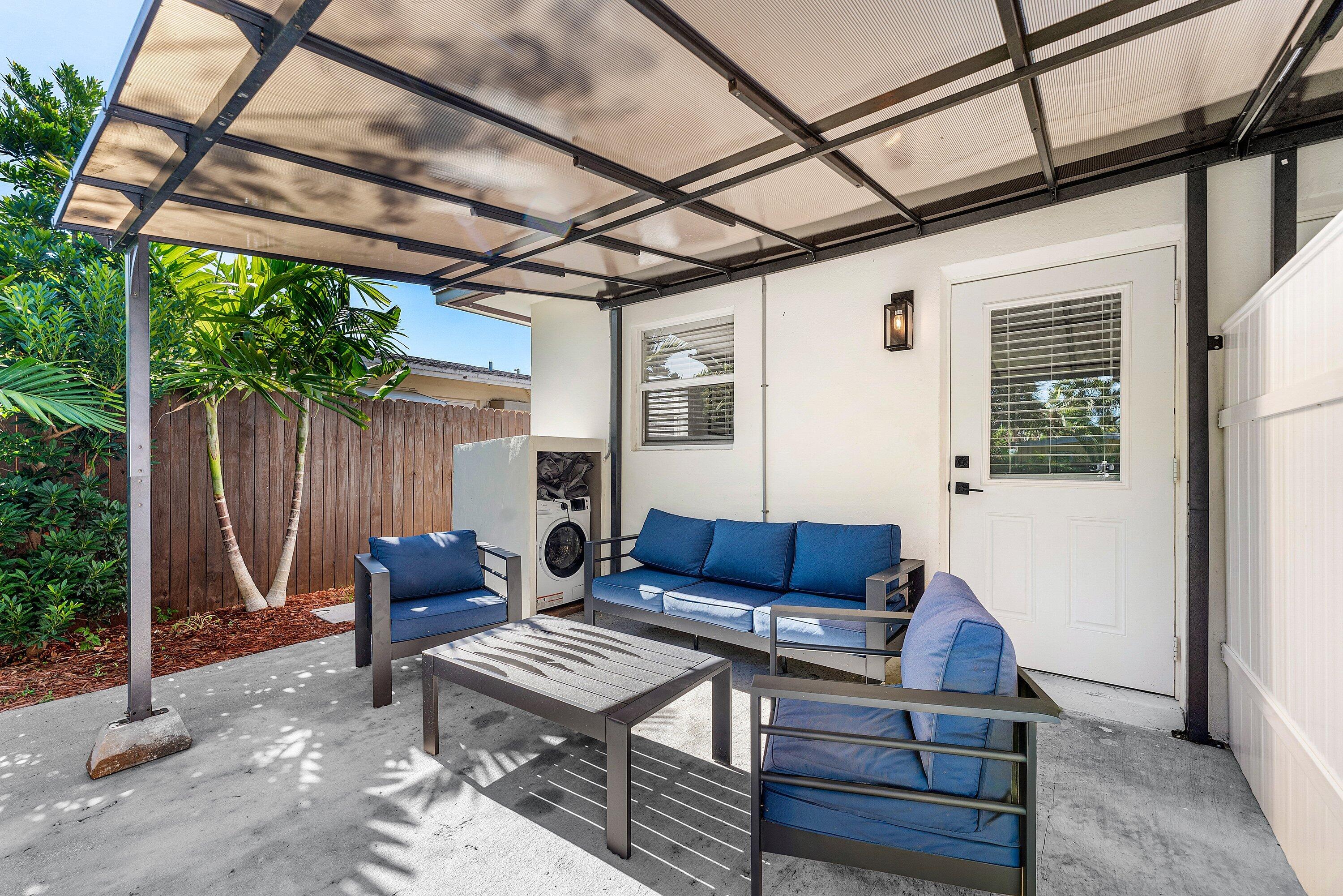 1545 NE 32nd Street 2