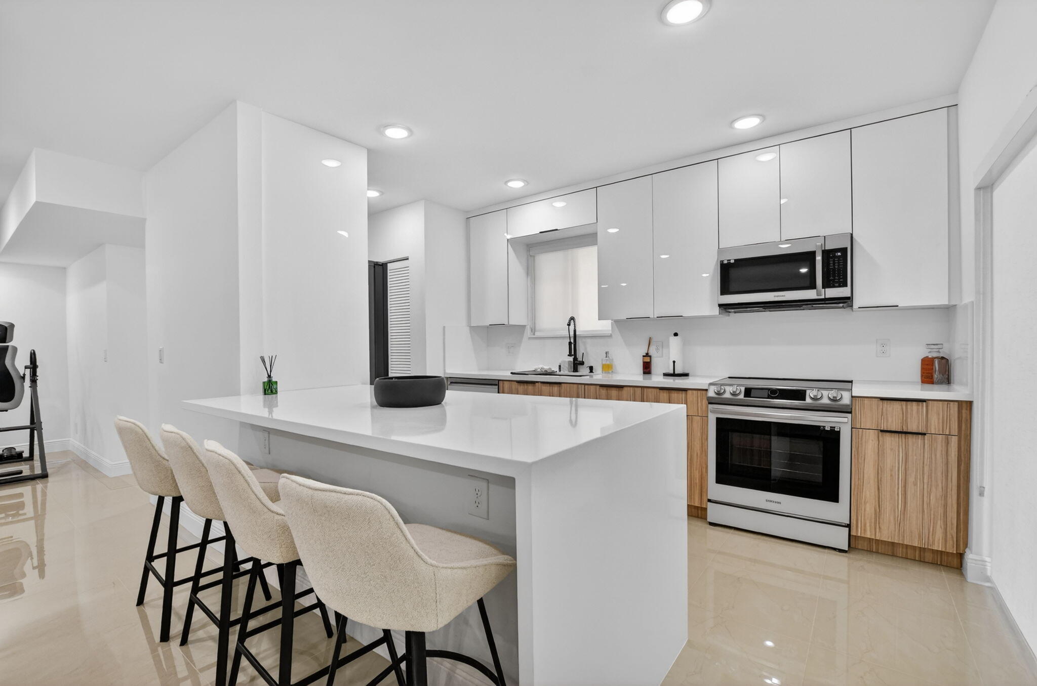 6335 W Longboat Ln W W 104