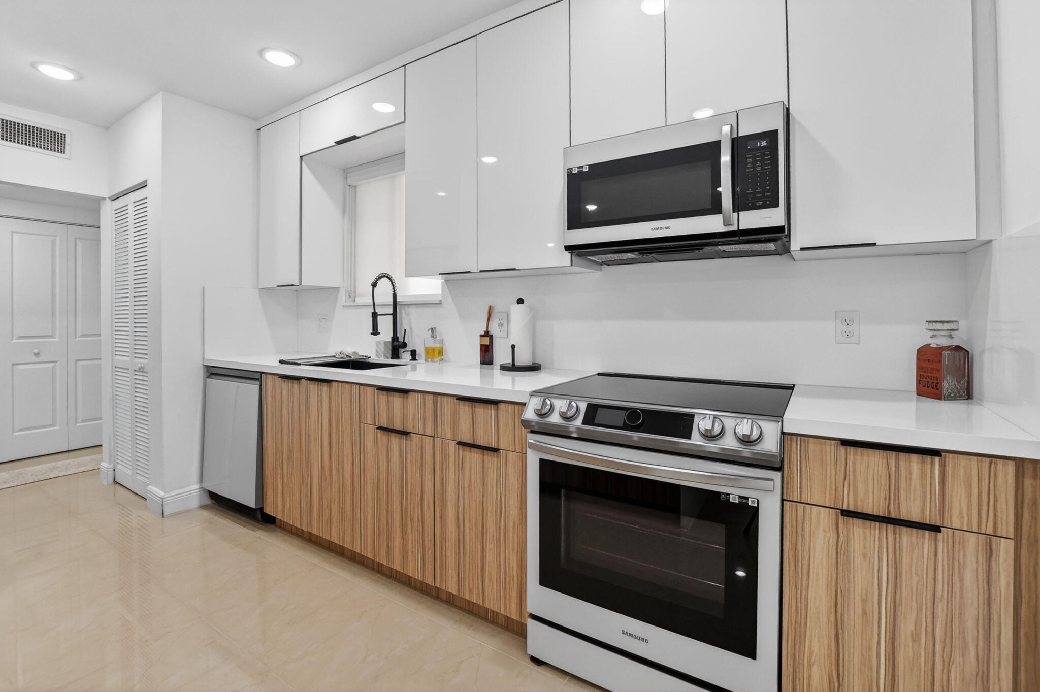 6335 W Longboat Ln W W 104