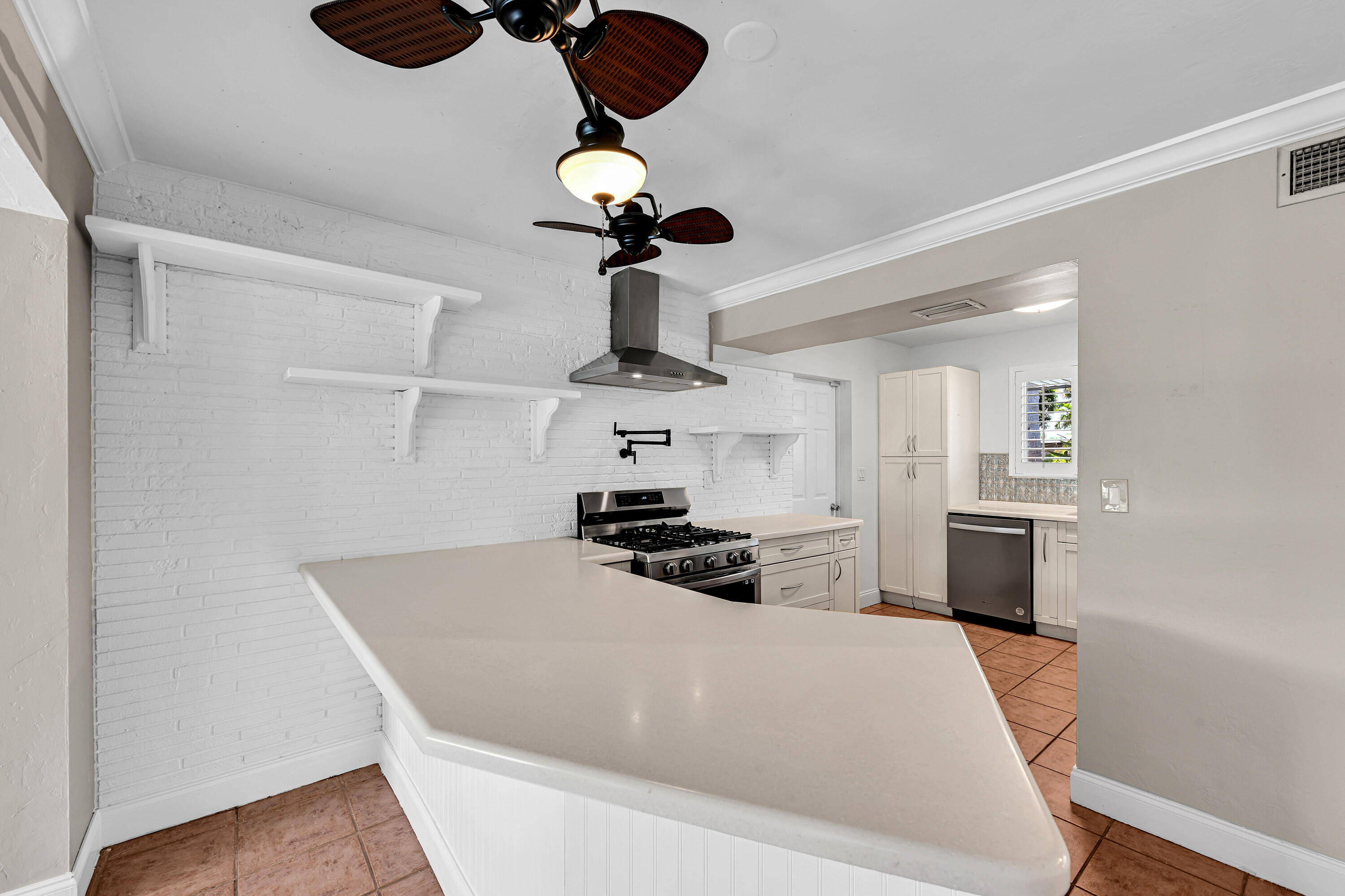 901 SE 12th Avenue