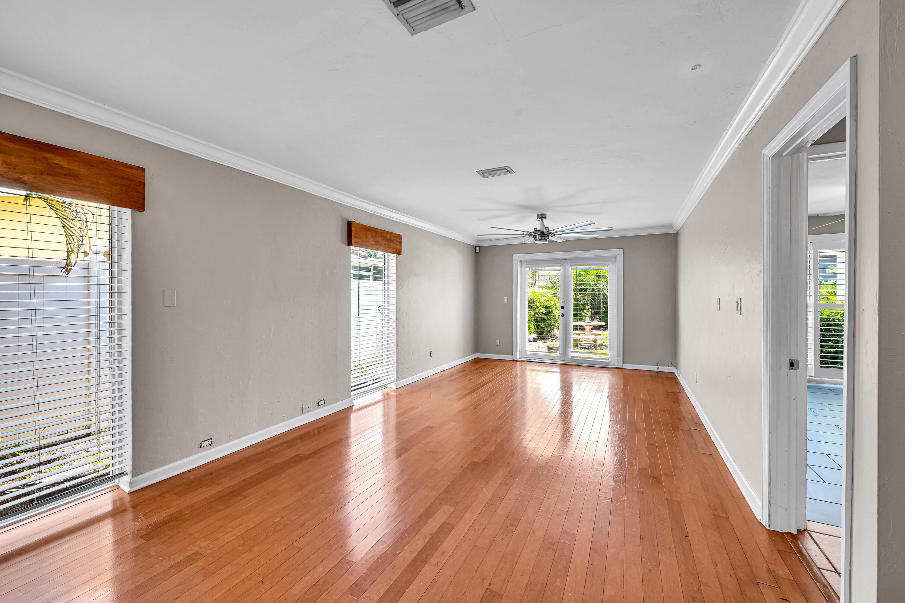 901 SE 12th Avenue