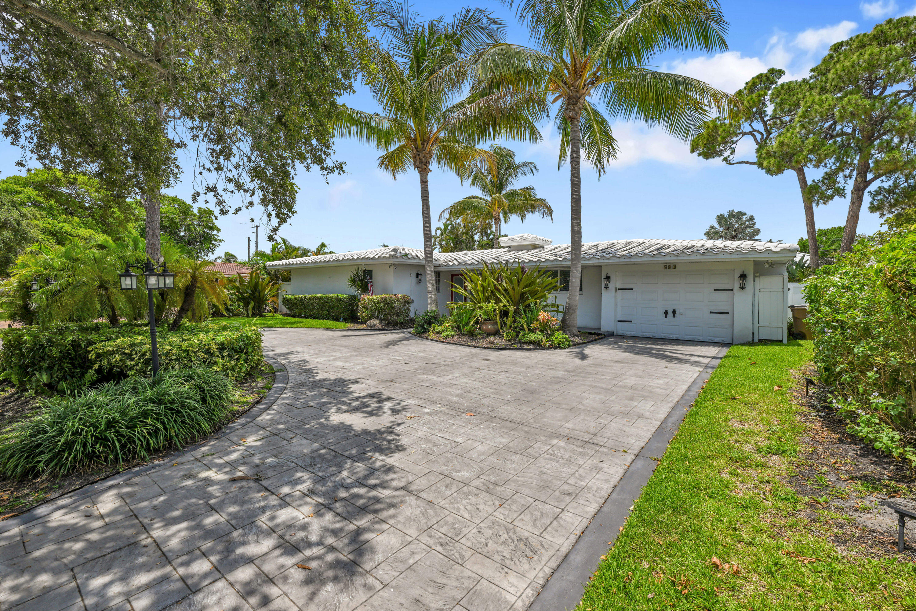 901 SE 12th Avenue