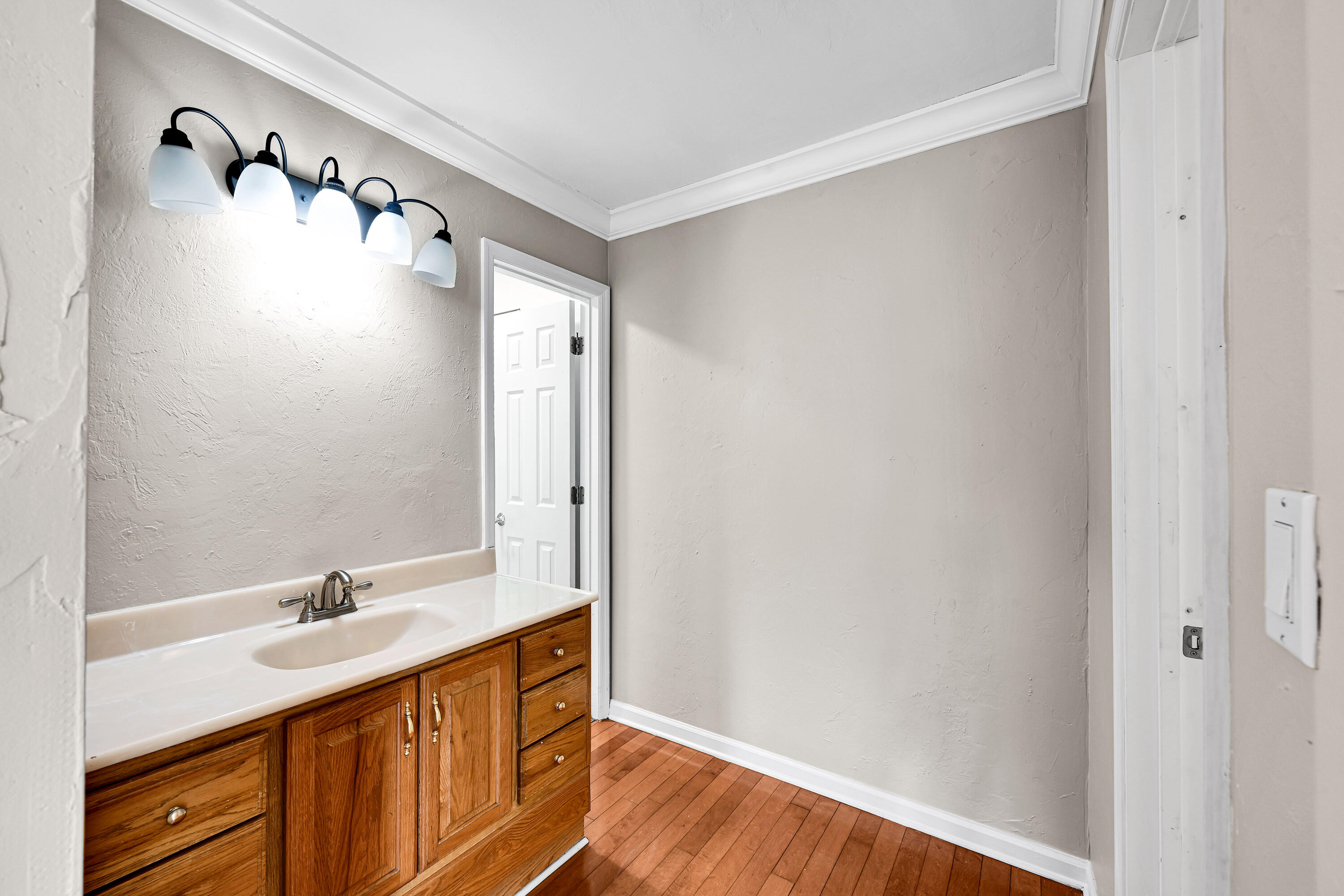 901 SE 12th Avenue