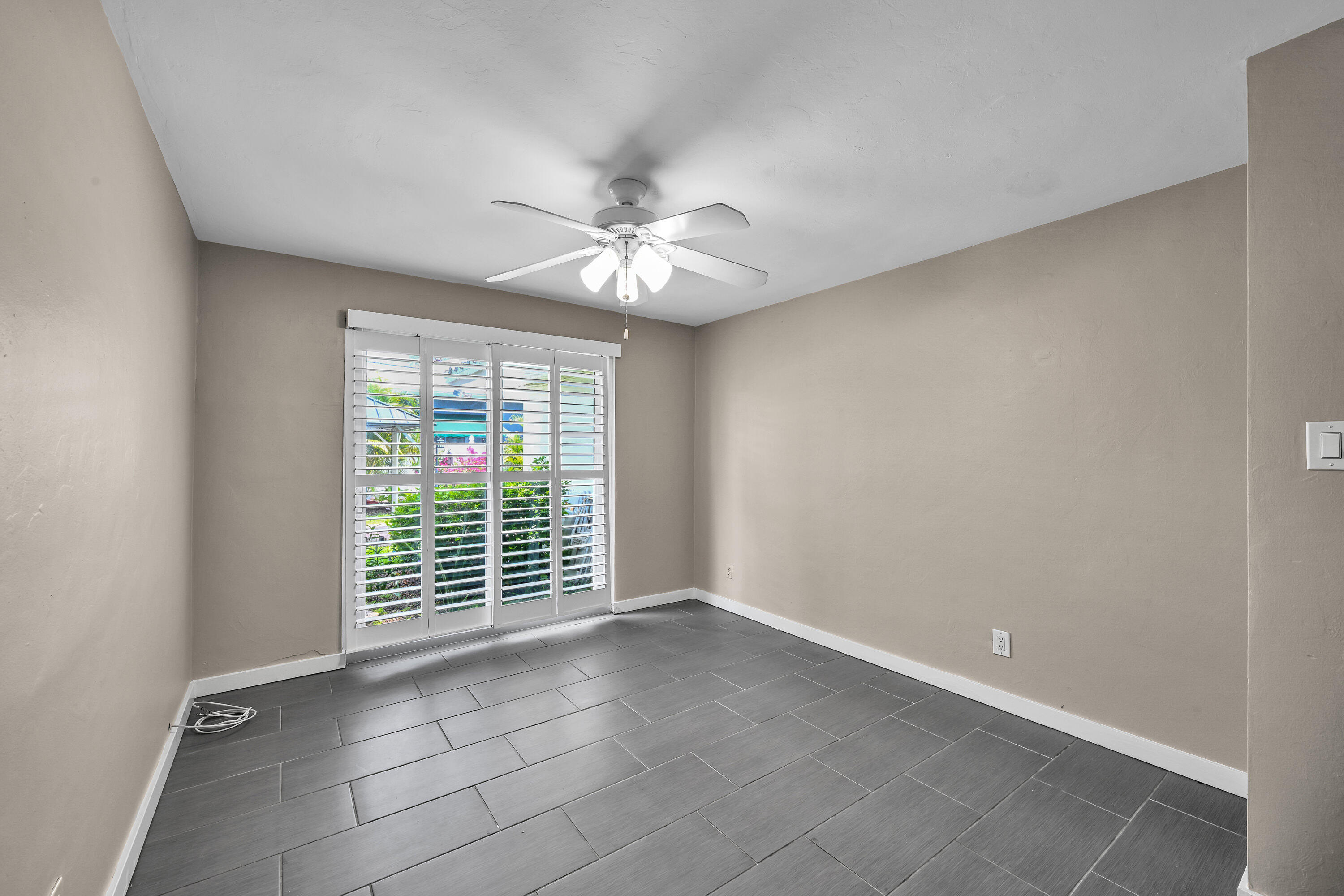 901 SE 12th Avenue
