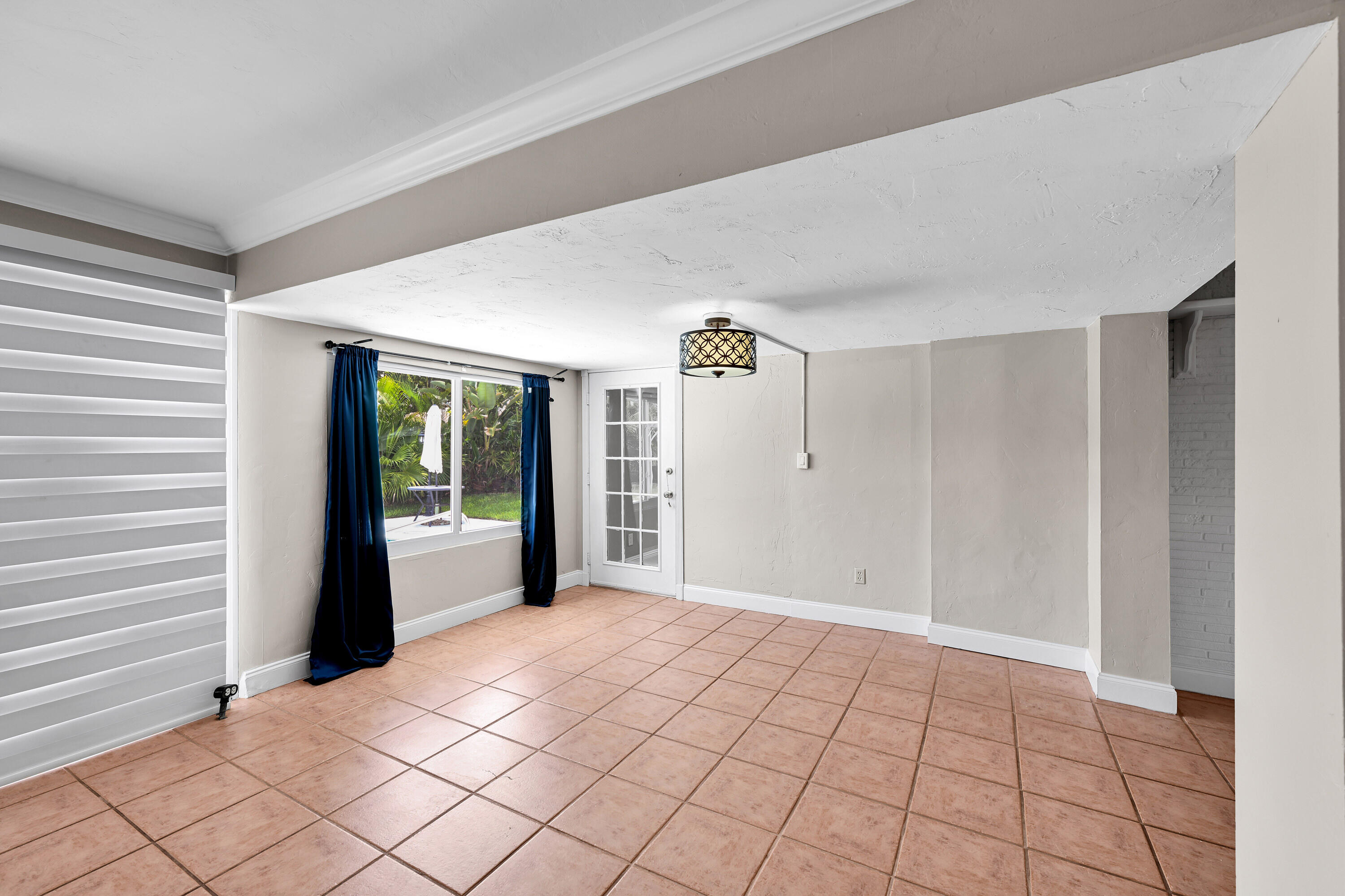 901 SE 12th Avenue