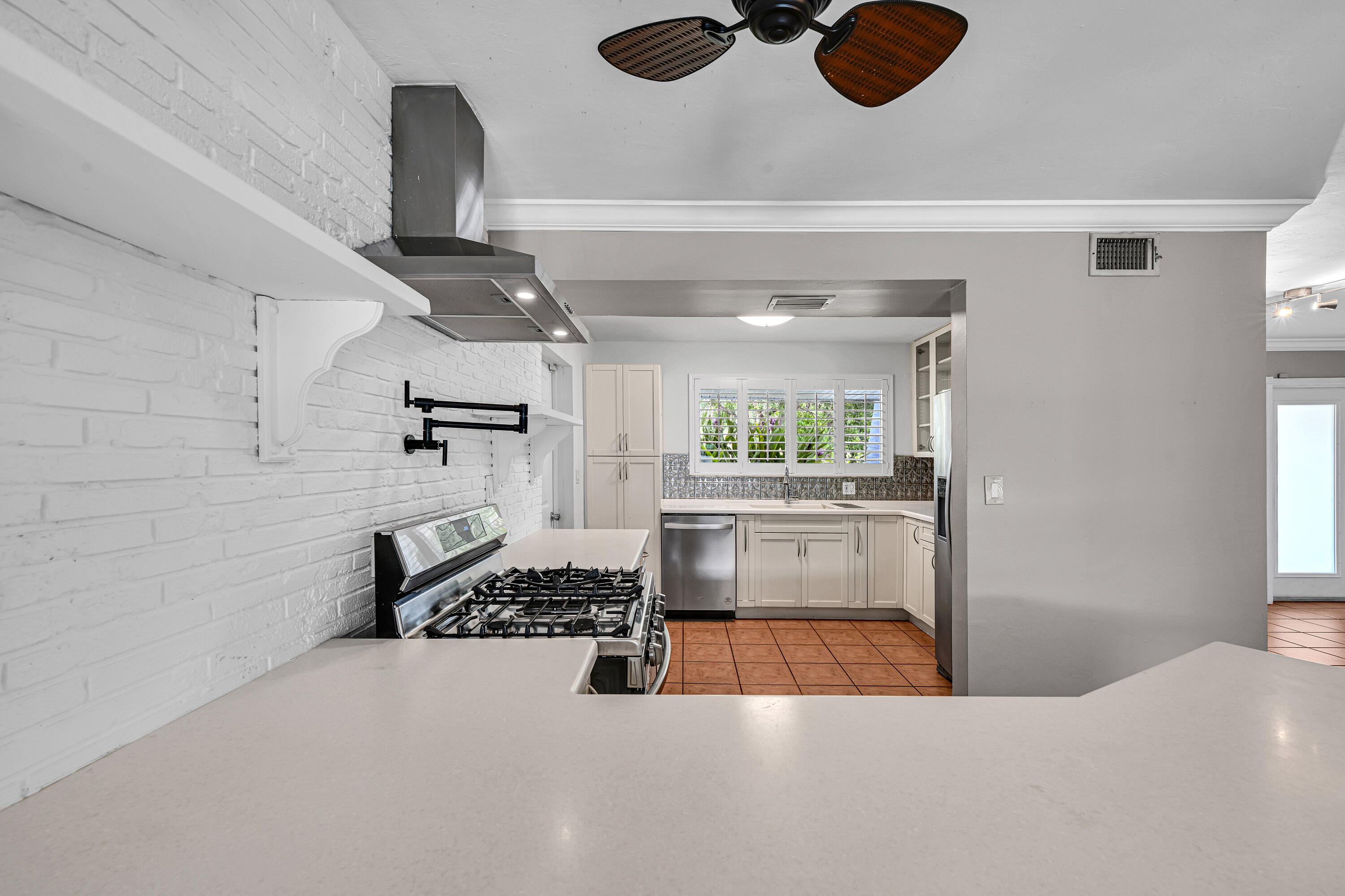 901 SE 12th Avenue