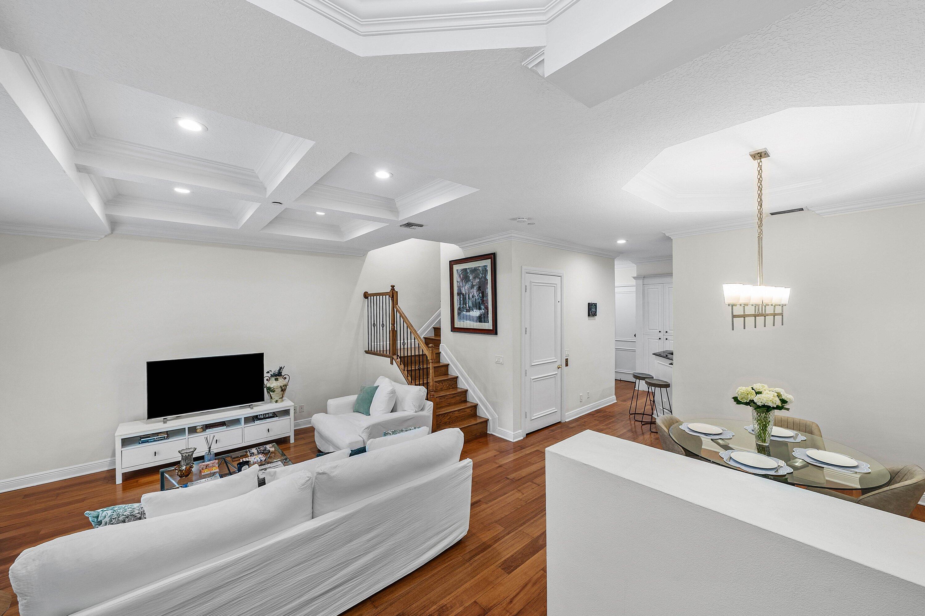 400 NE 69th Circle