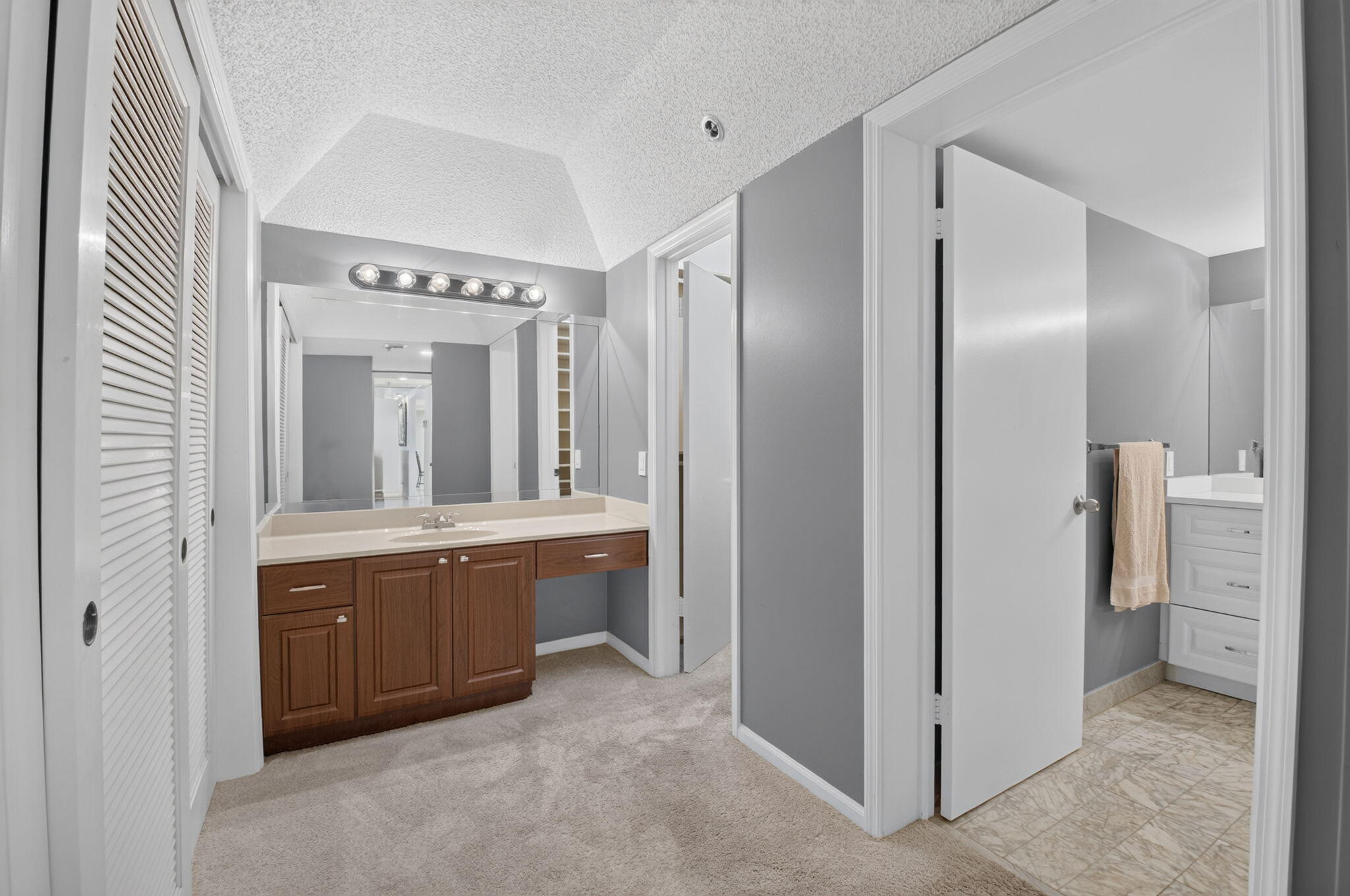 1401 S Ocean Boulevard 1060