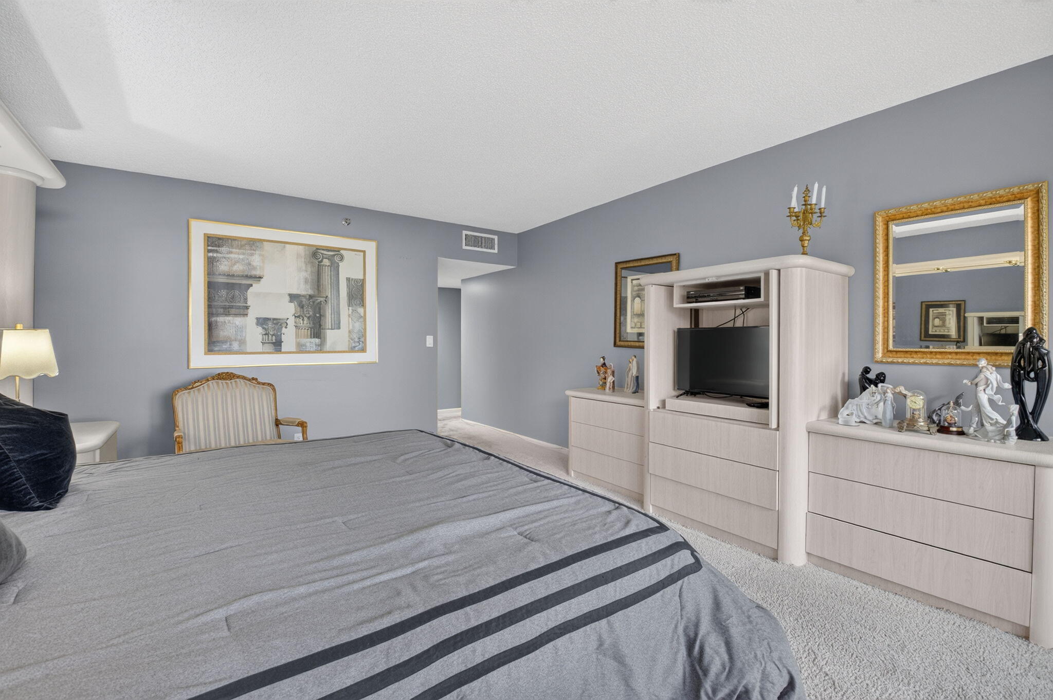 1401 S Ocean Boulevard 1060