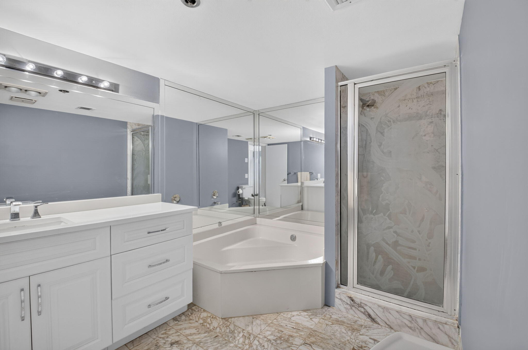 1401 S Ocean Boulevard 1060