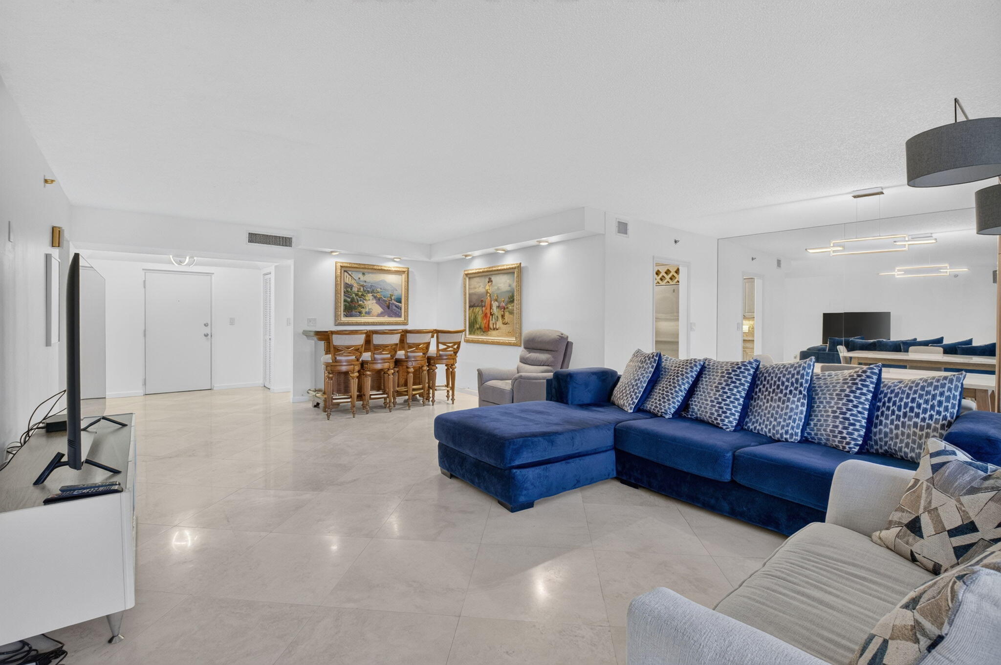 1401 S Ocean Boulevard 1060