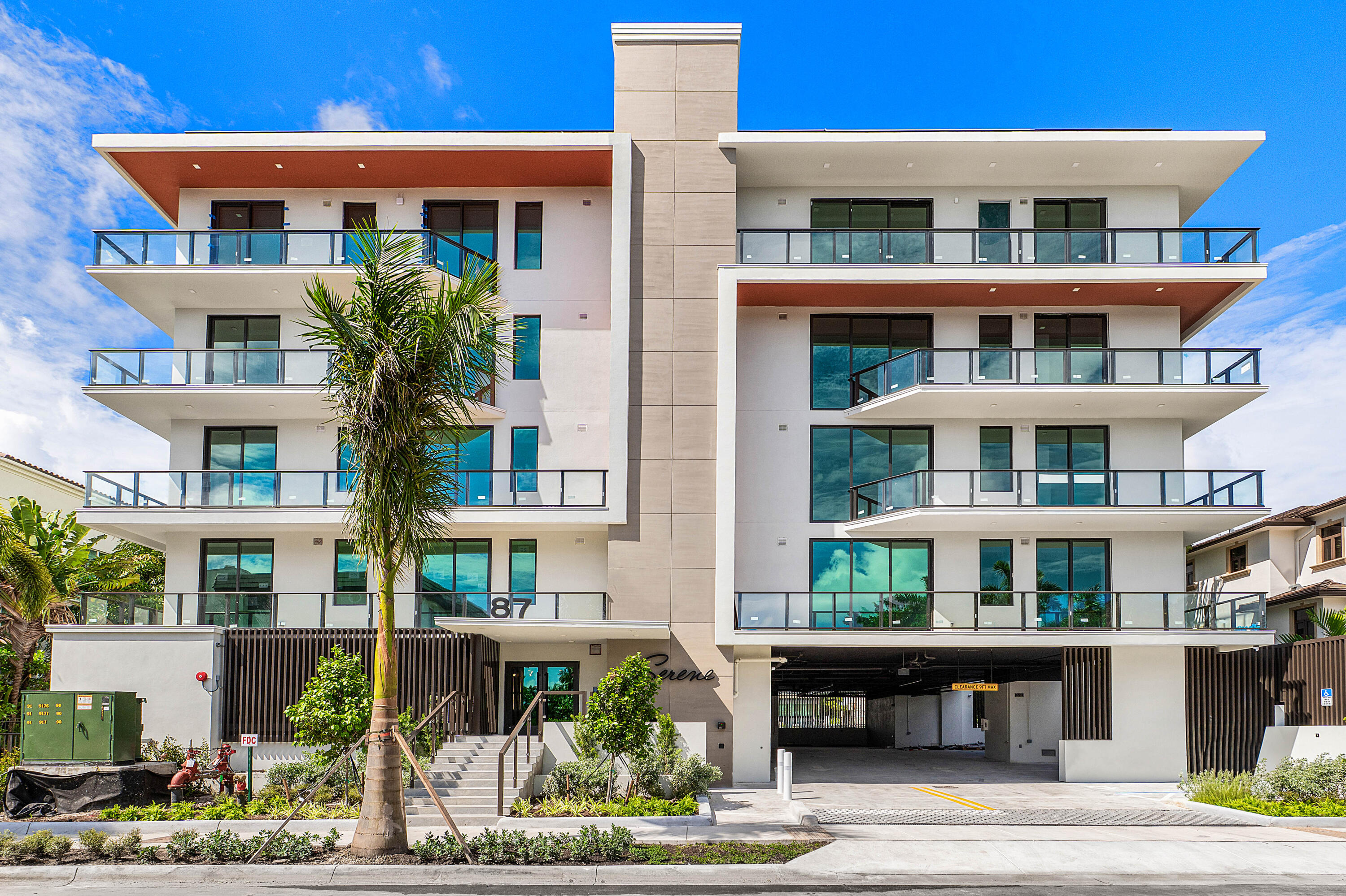 87 Isle Of Venice Drive Ph 501n