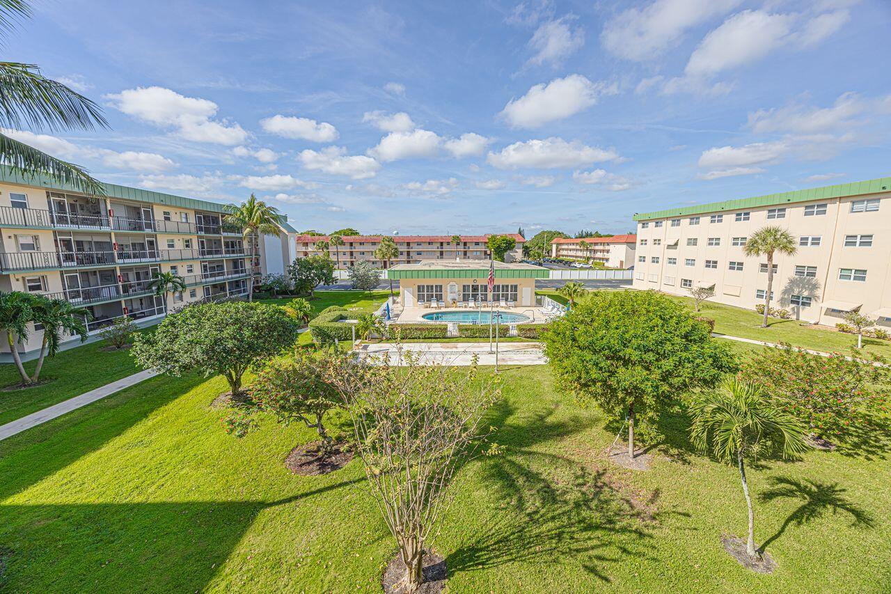 808 SE 7th Street 305