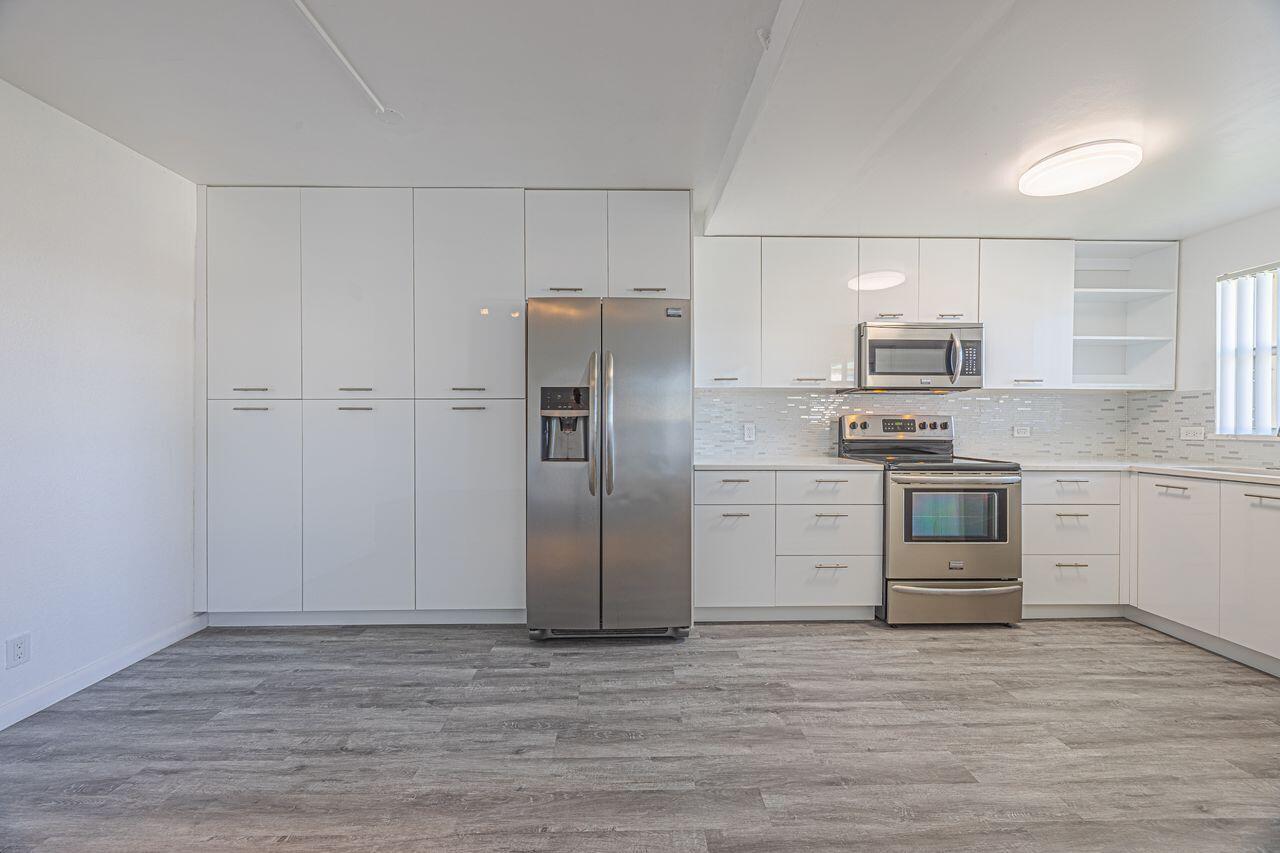 808 SE 7th Street 305