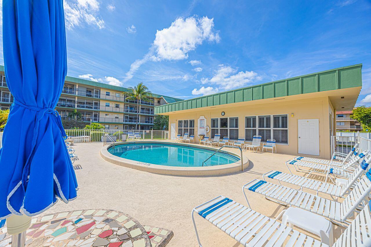 808 SE 7th Street 305