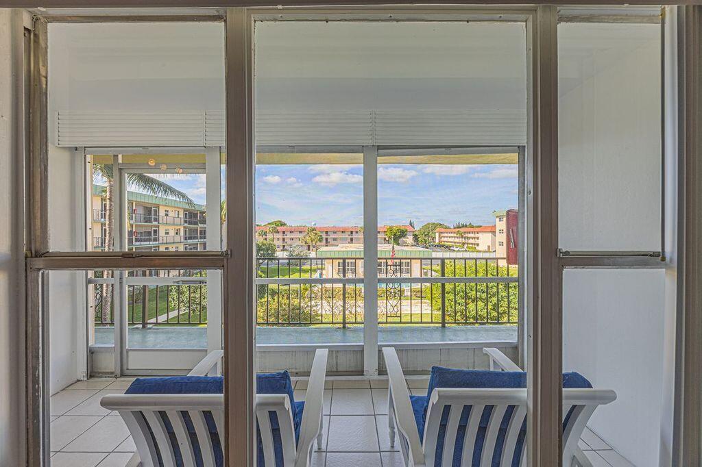 808 SE 7th Street 305