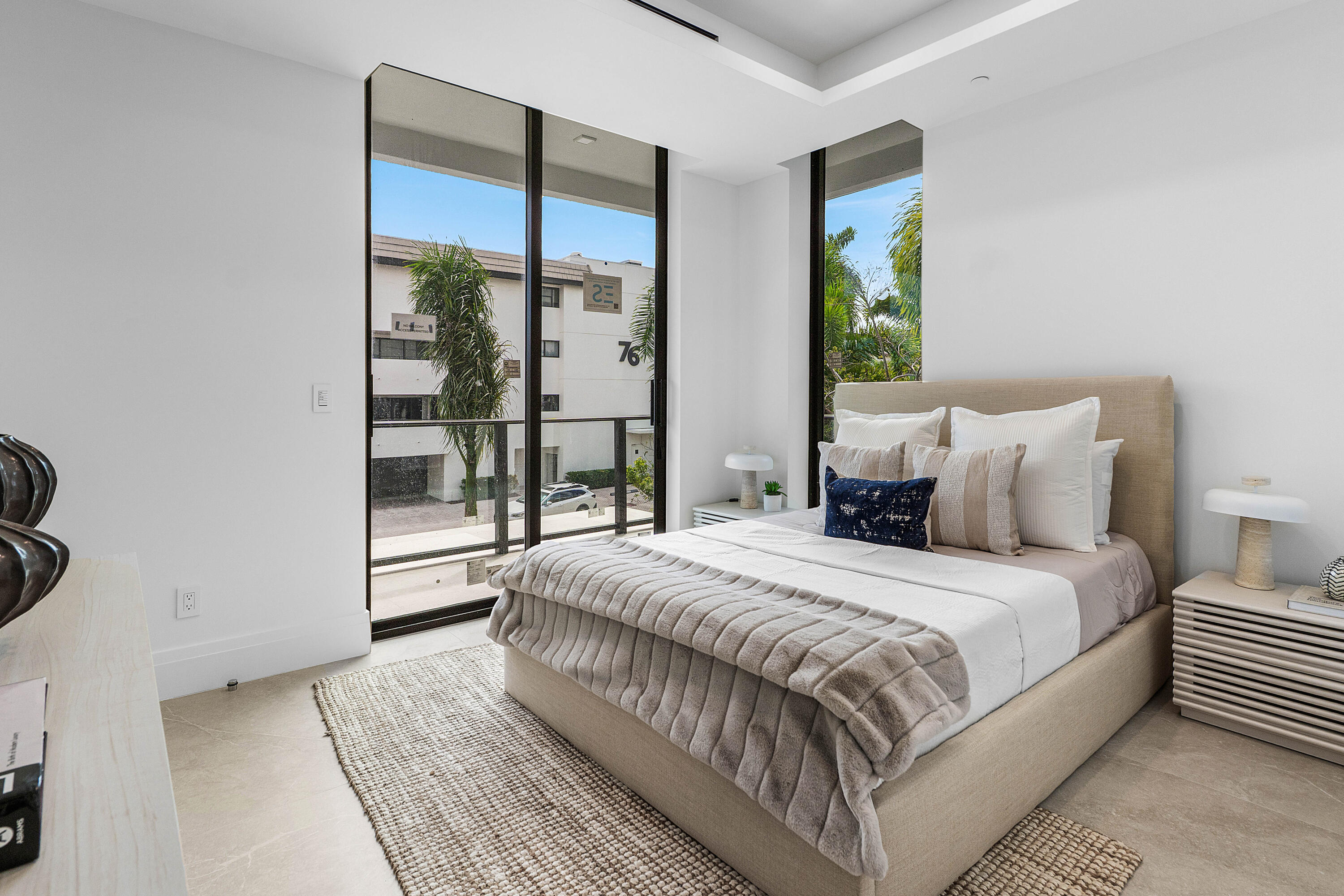 87 Isle Of Venice Drive 301s