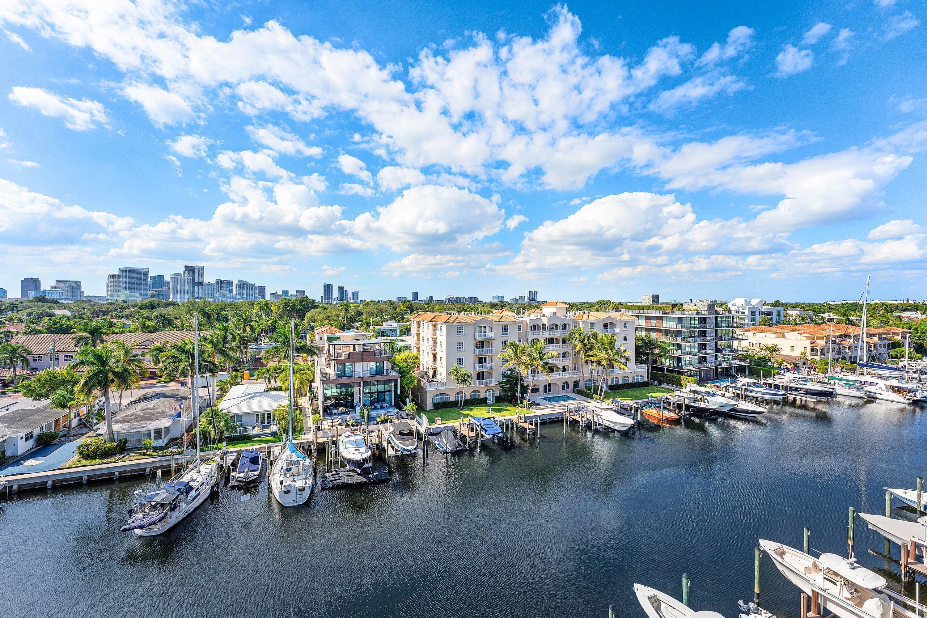 87 Isle Of Venice Drive 402s