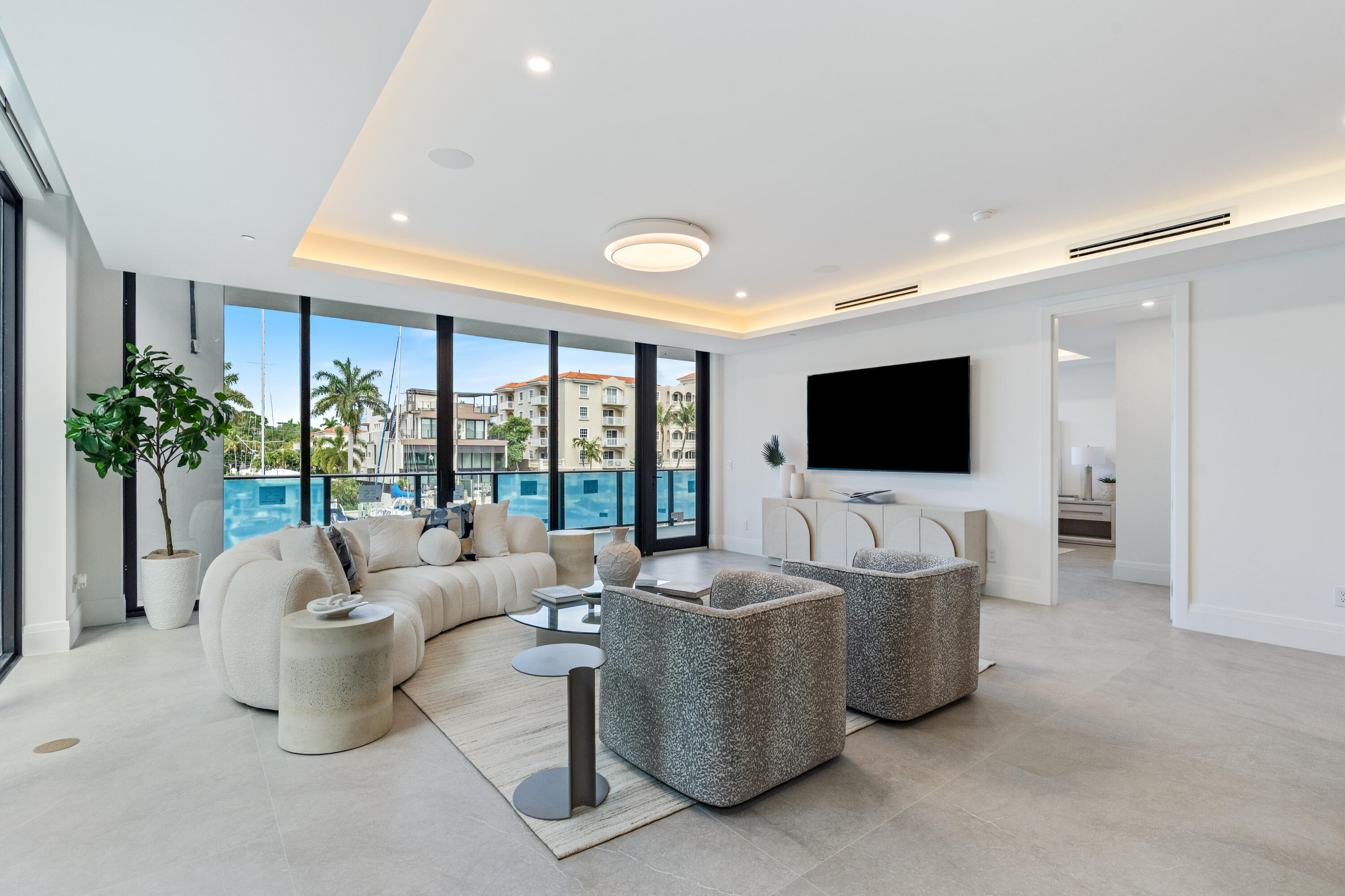 87 Isle Of Venice Drive 401n