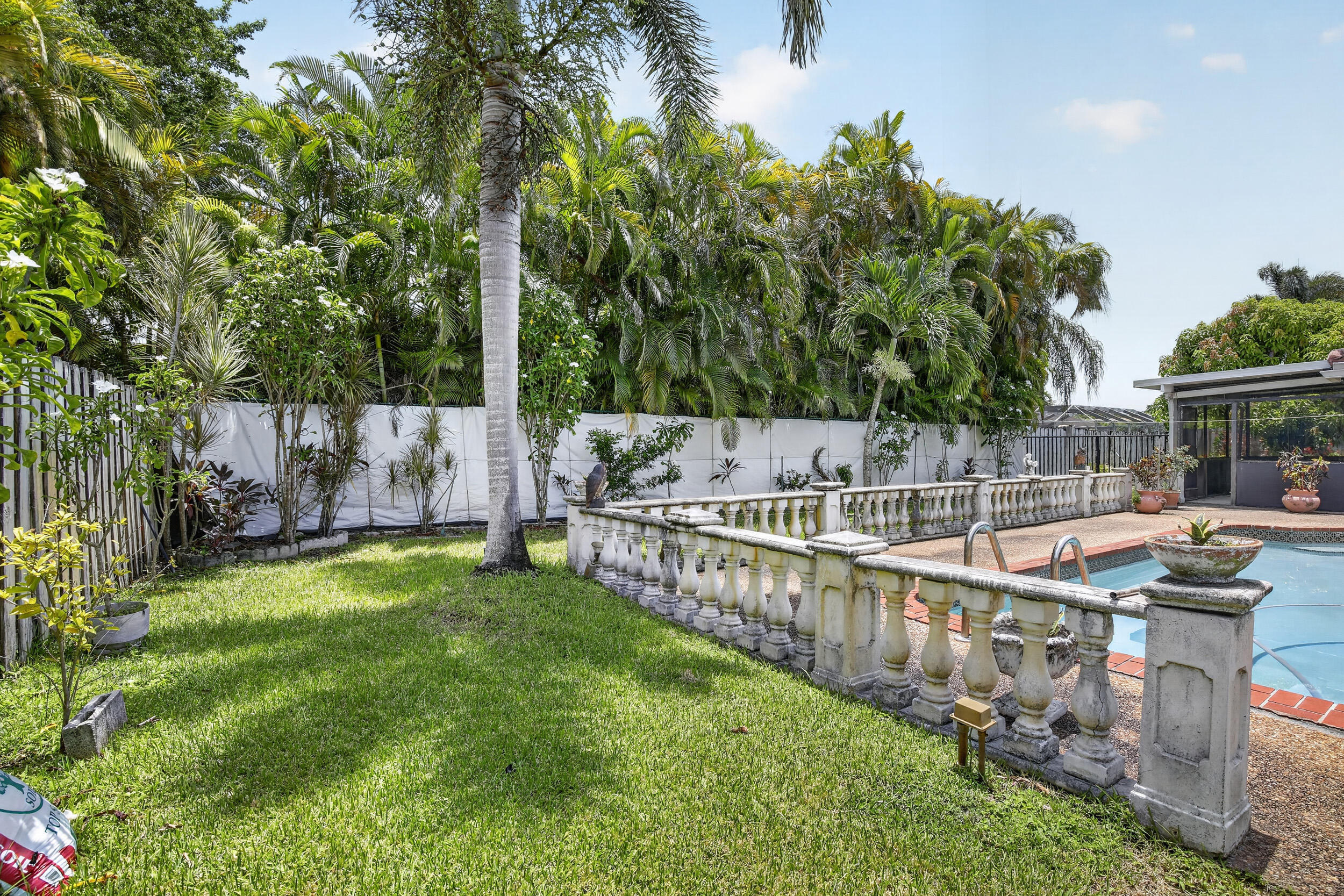 410 Bonaventure Boulevard
