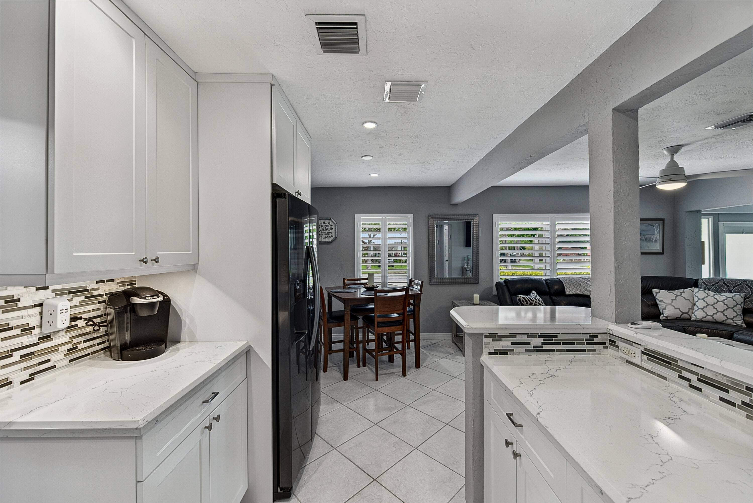 800 SW 19TH Street