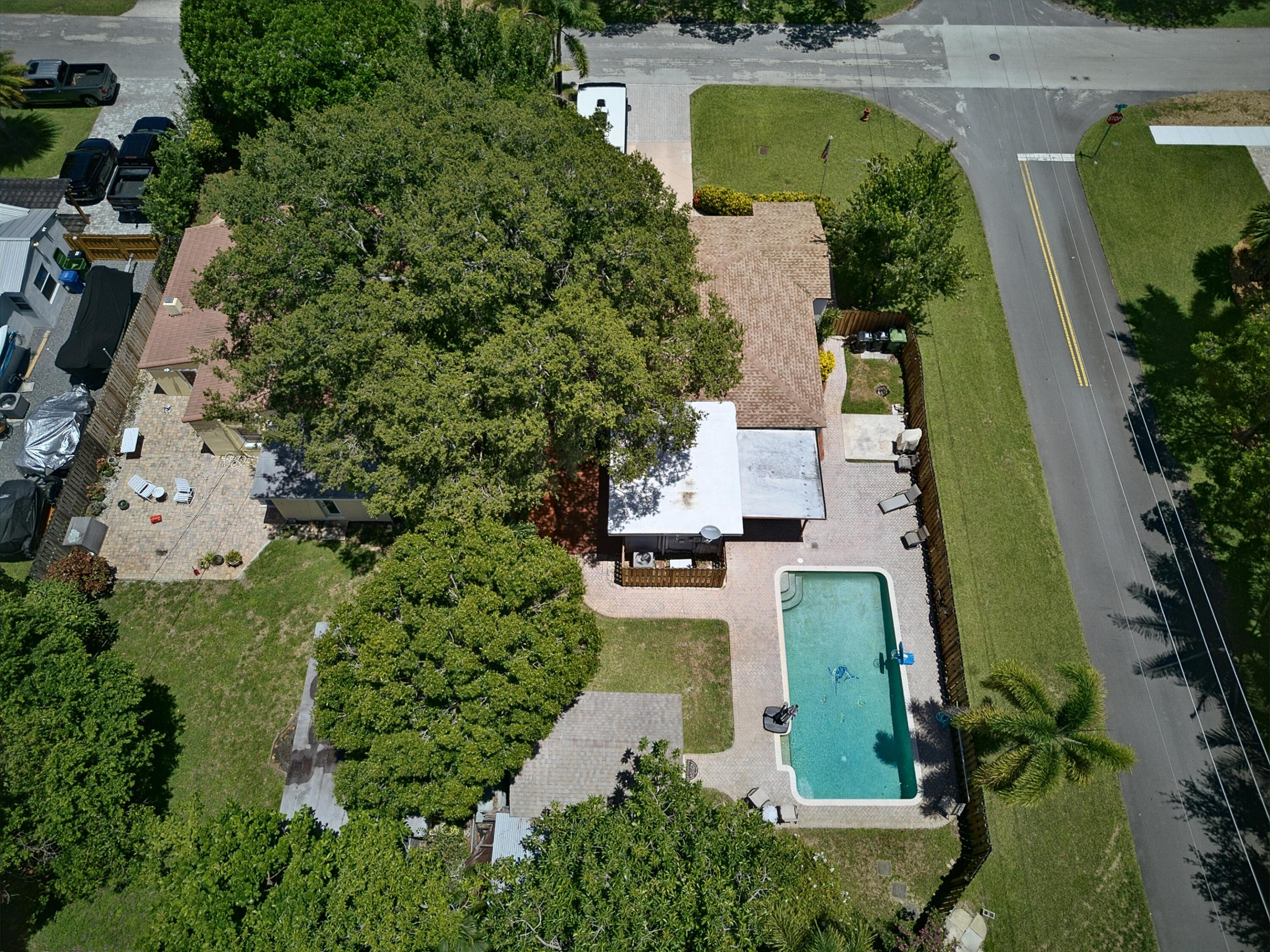 800 SW 19TH Street