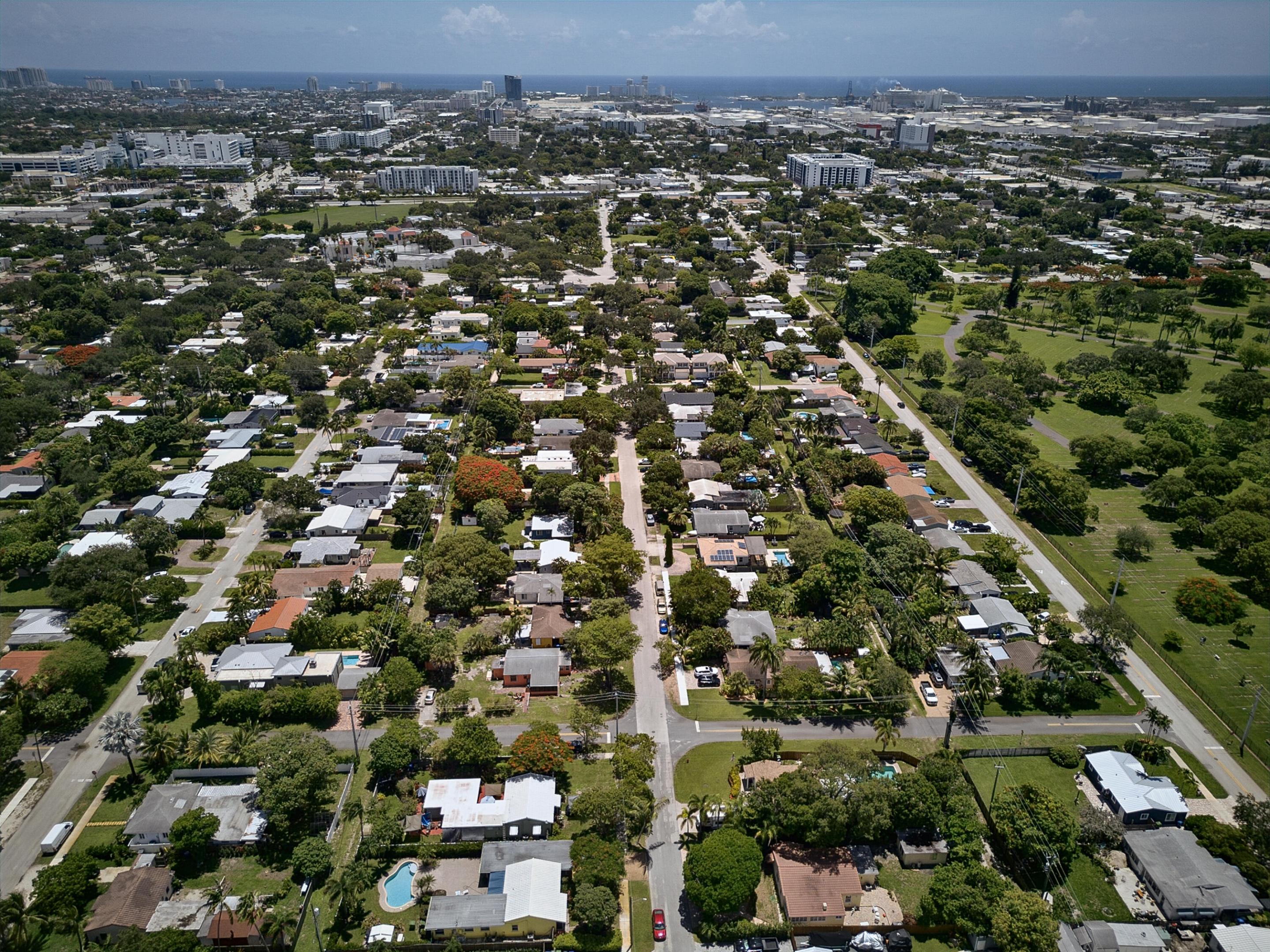 800 SW 19TH Street