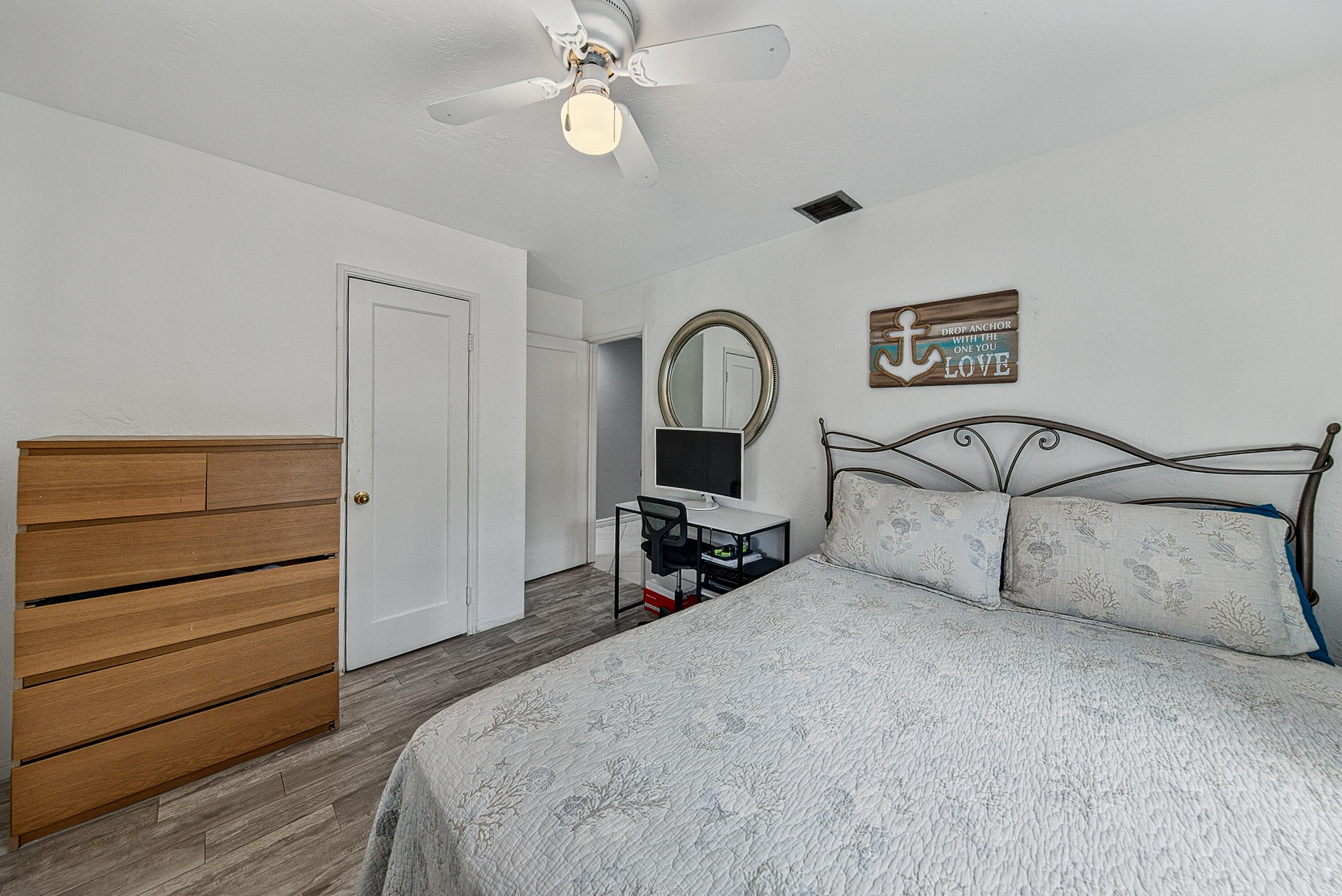 800 SW 19TH Street