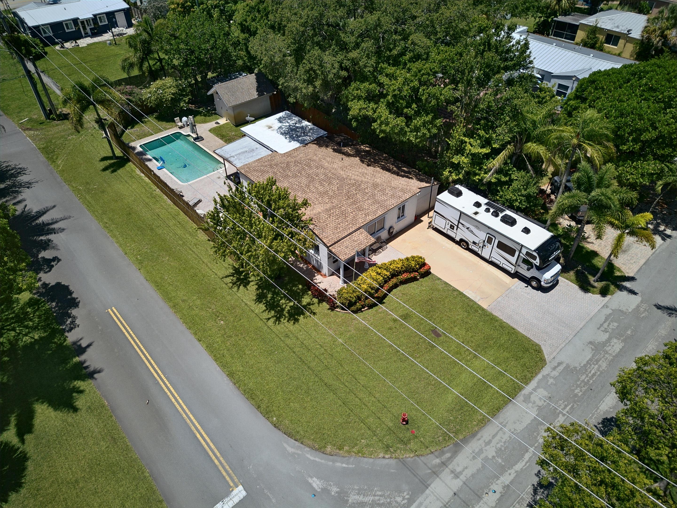 800 SW 19TH Street