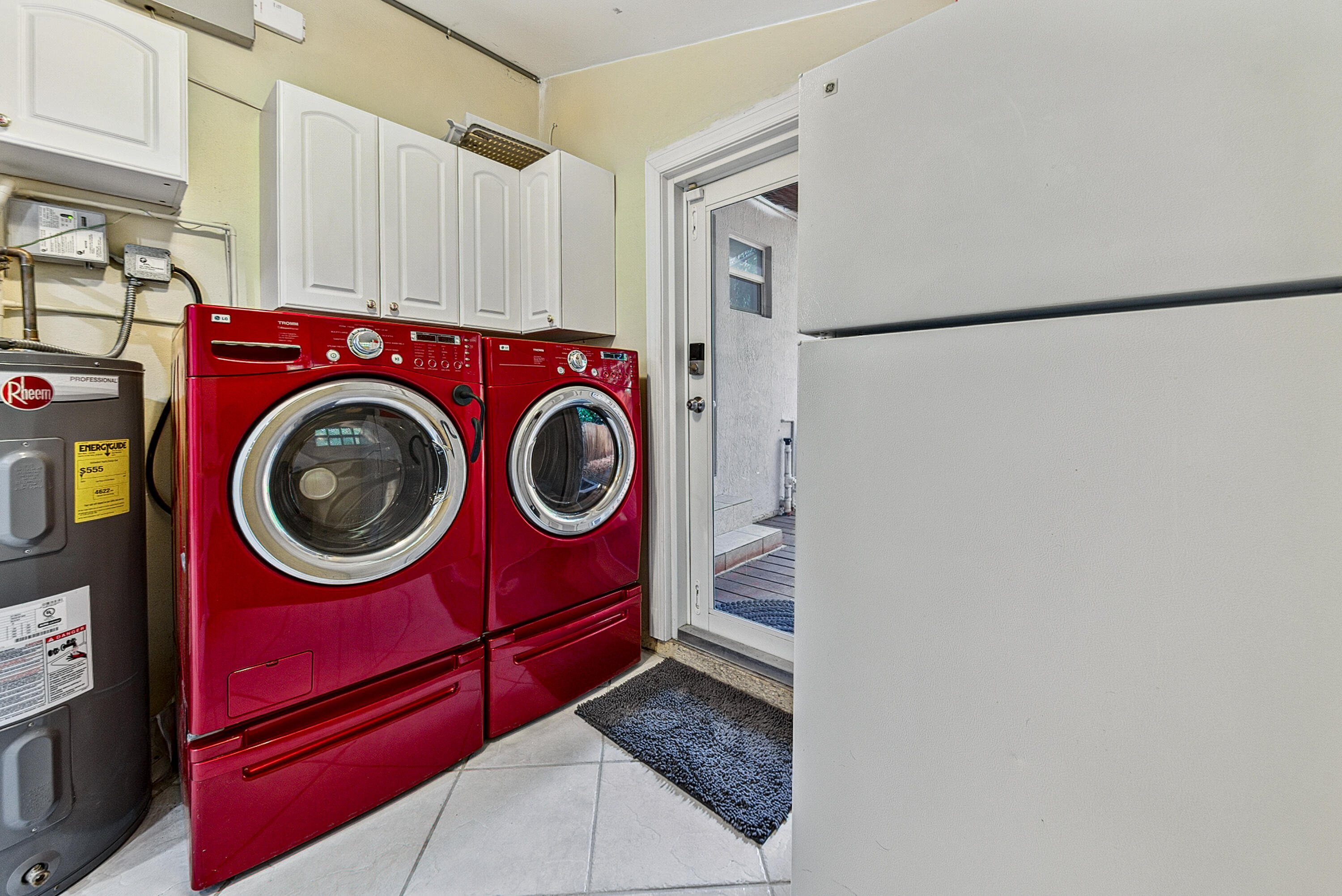 800 SW 19TH Street