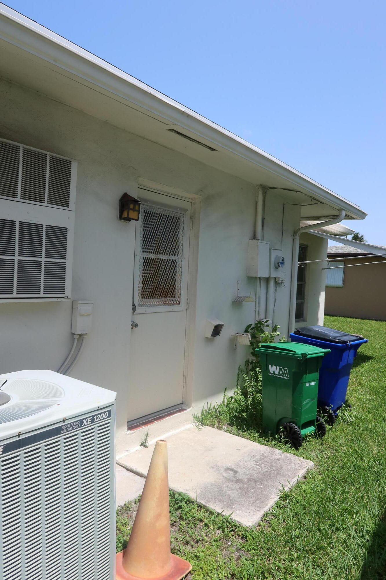 6920 NW 17TH Street