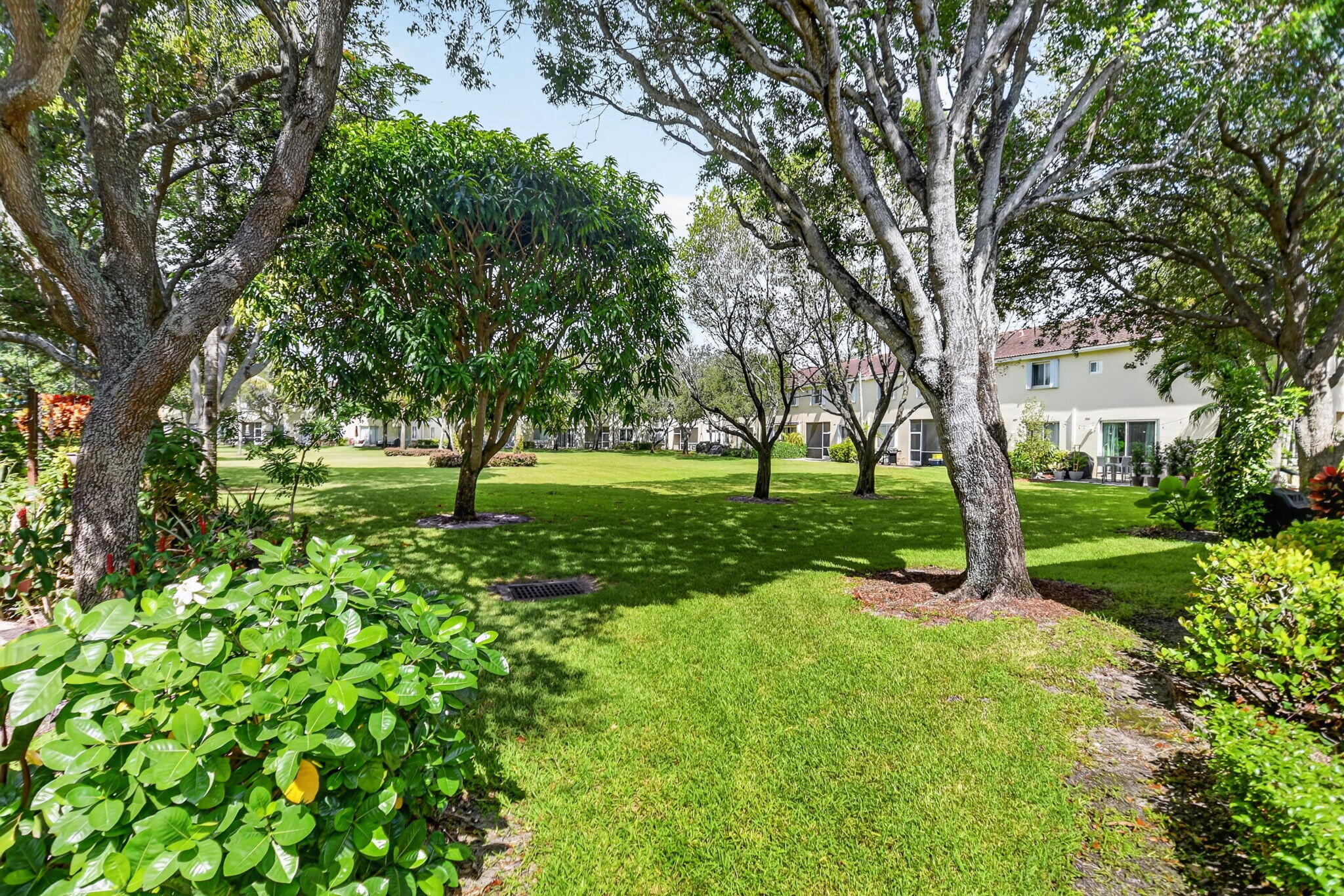 3085 N EVERGREEN Circle