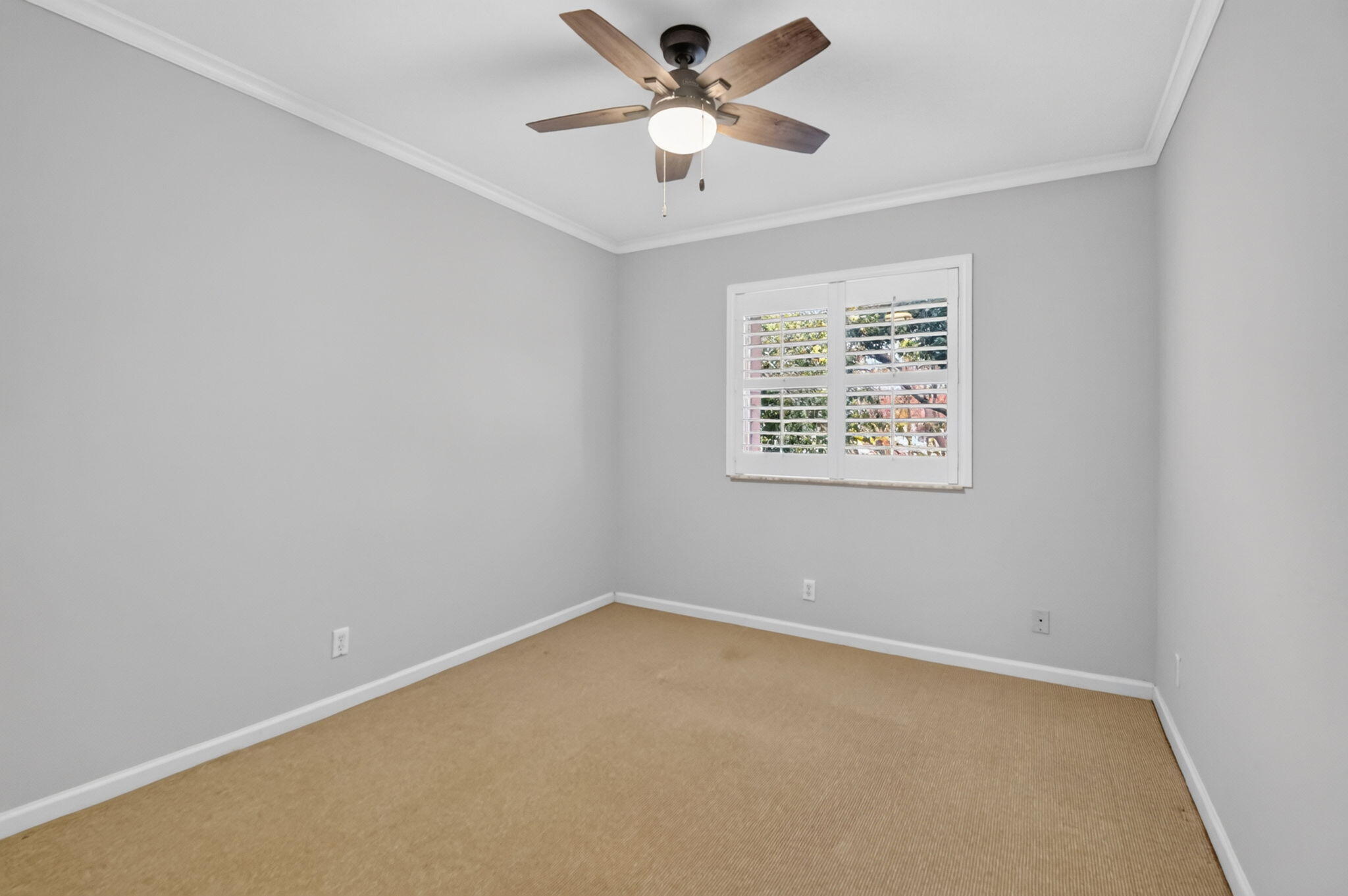 3085 N EVERGREEN Circle