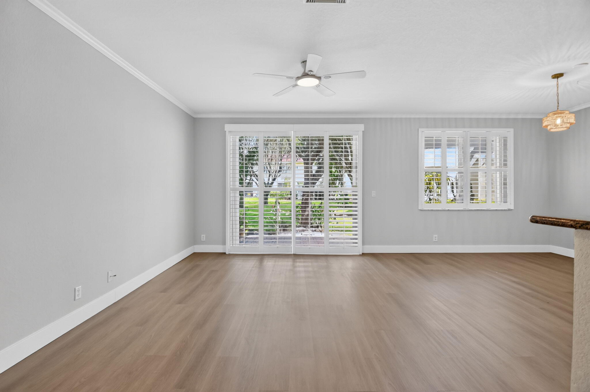 3085 N EVERGREEN Circle