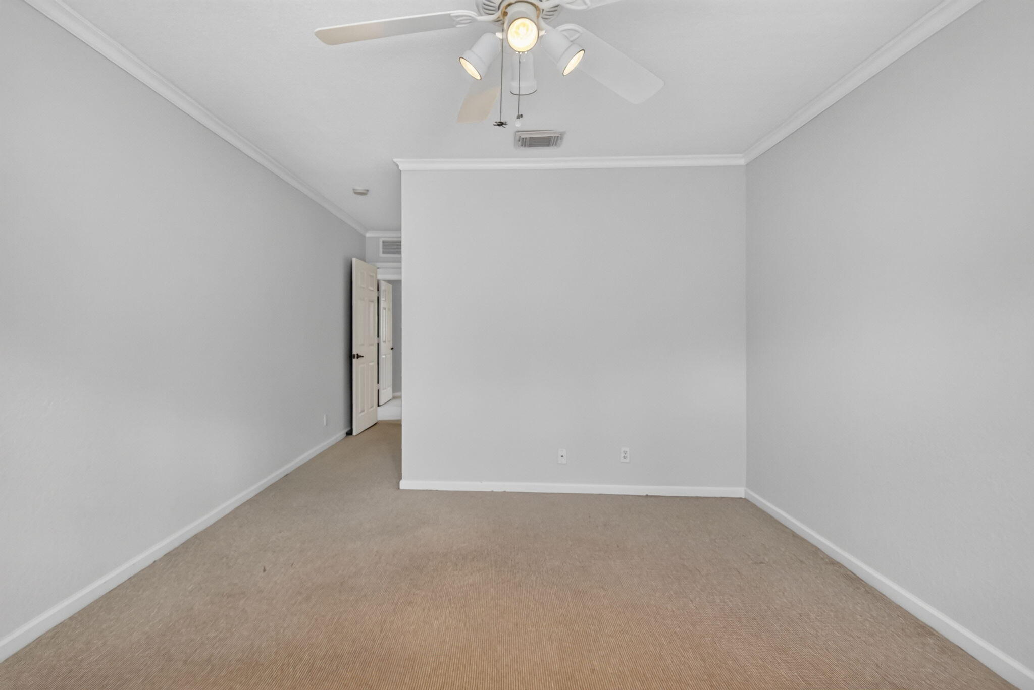 3085 N EVERGREEN Circle