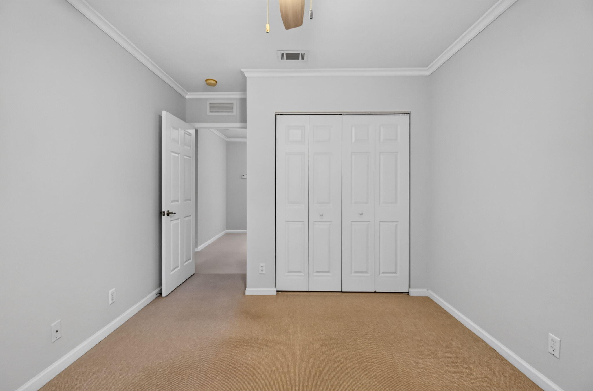 3085 N EVERGREEN Circle