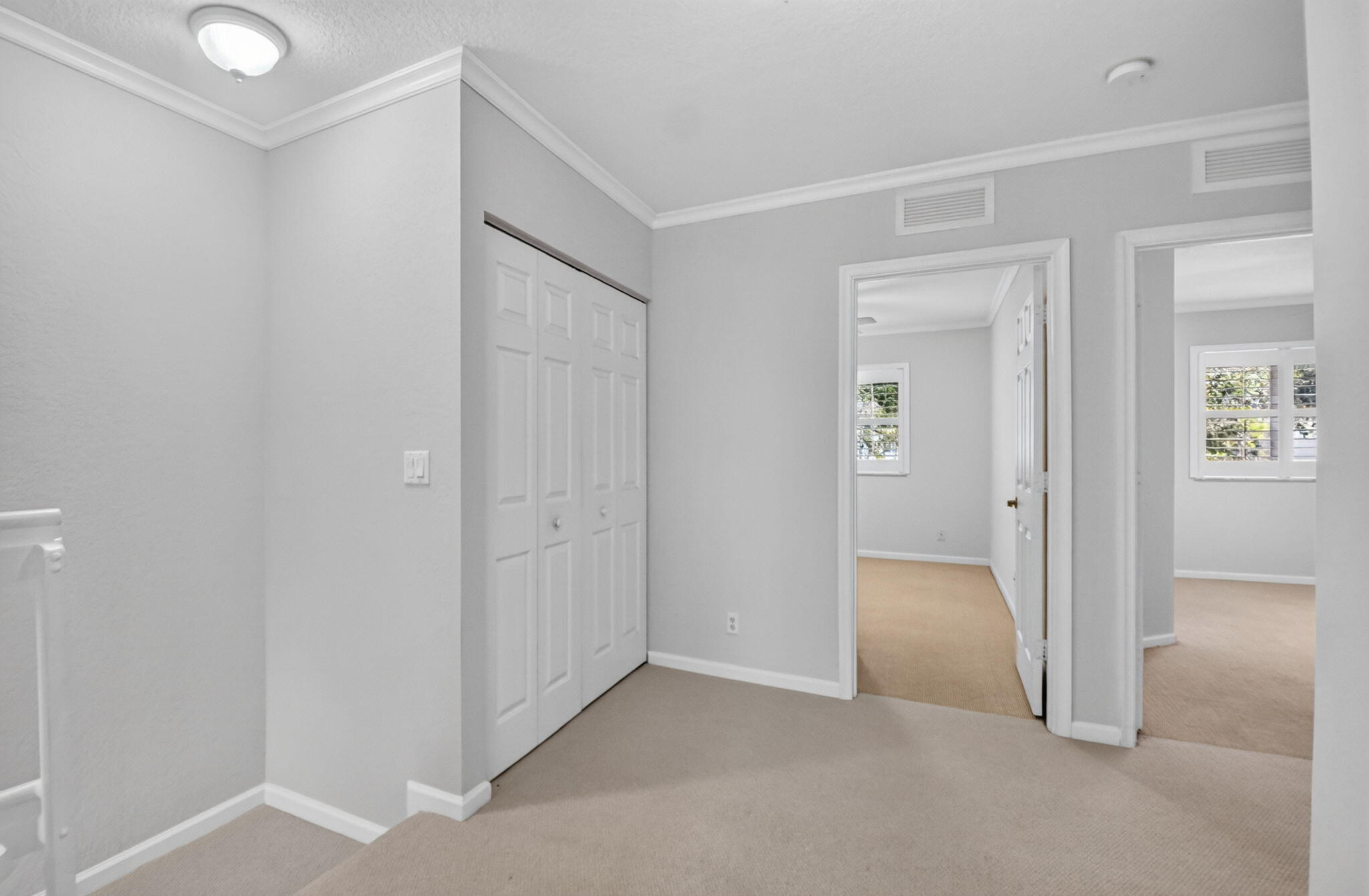 3085 N EVERGREEN Circle