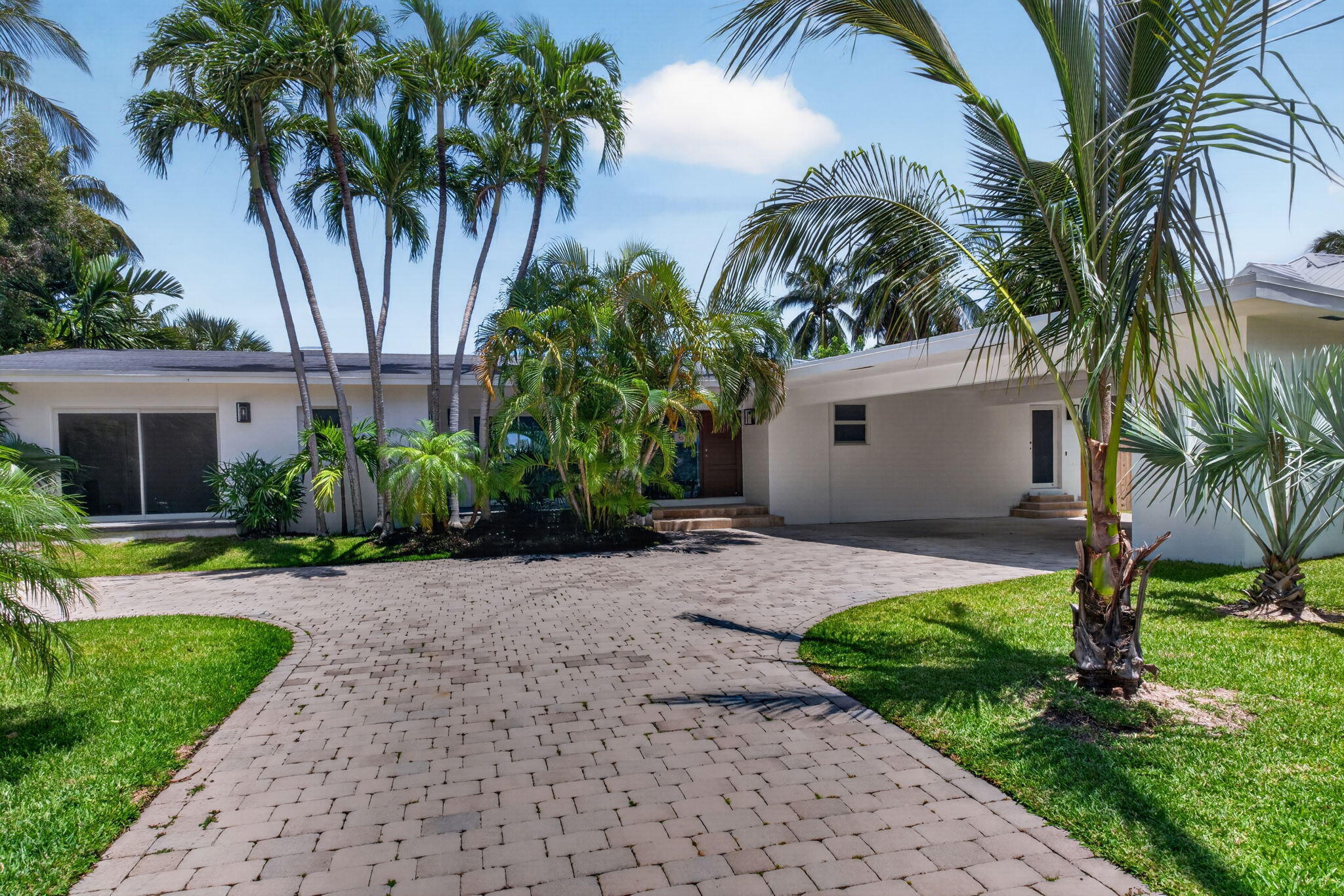 631 N Mashta Drive