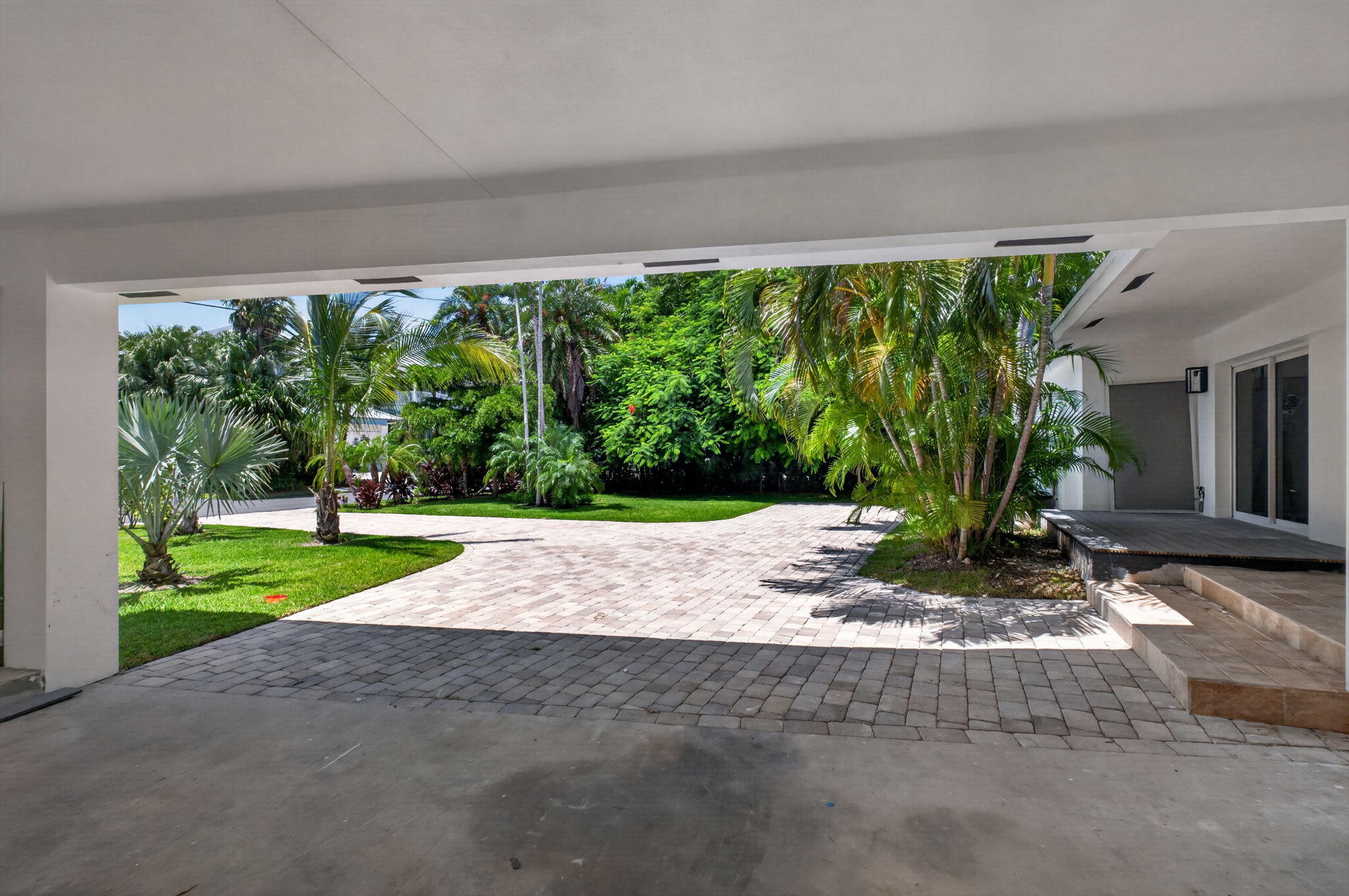 631 N Mashta Drive
