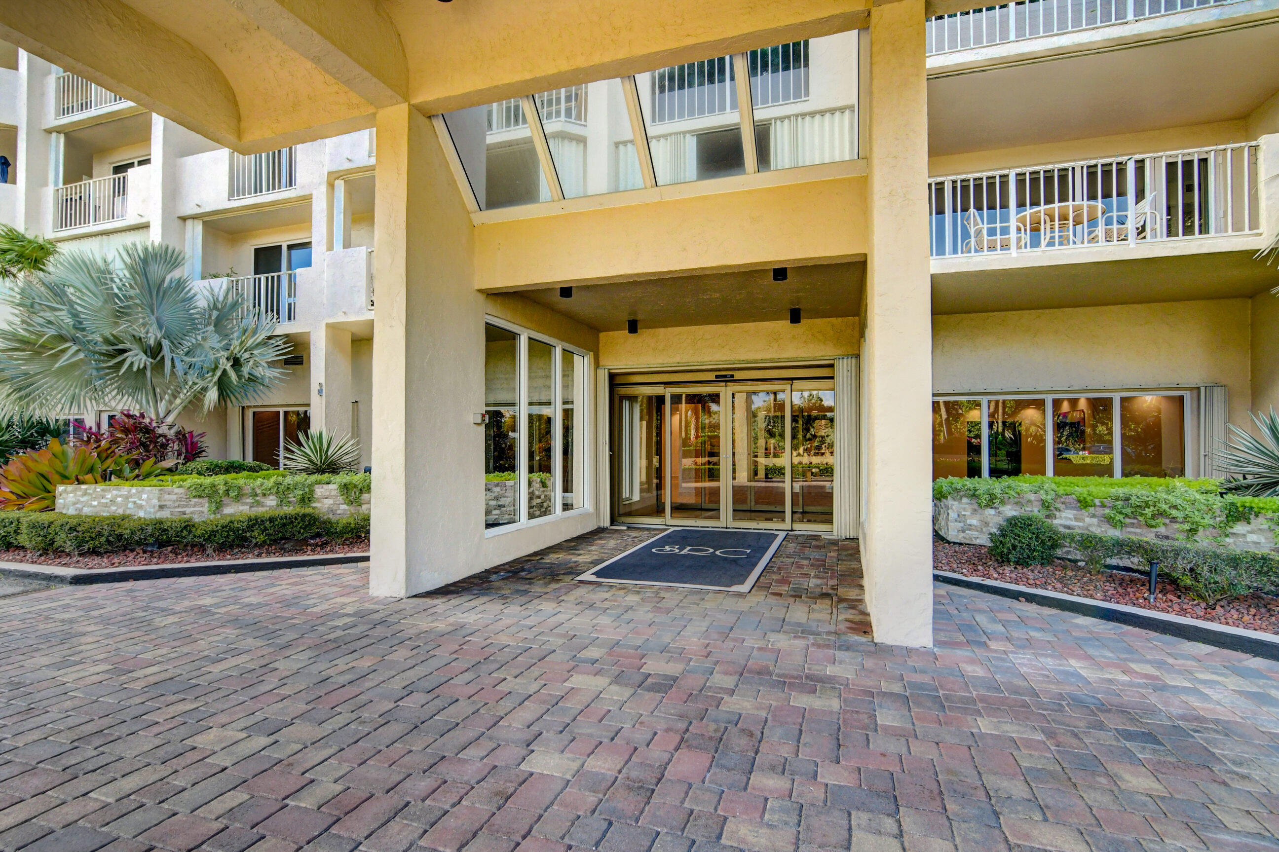 4301 N OCEAN Boulevard 507